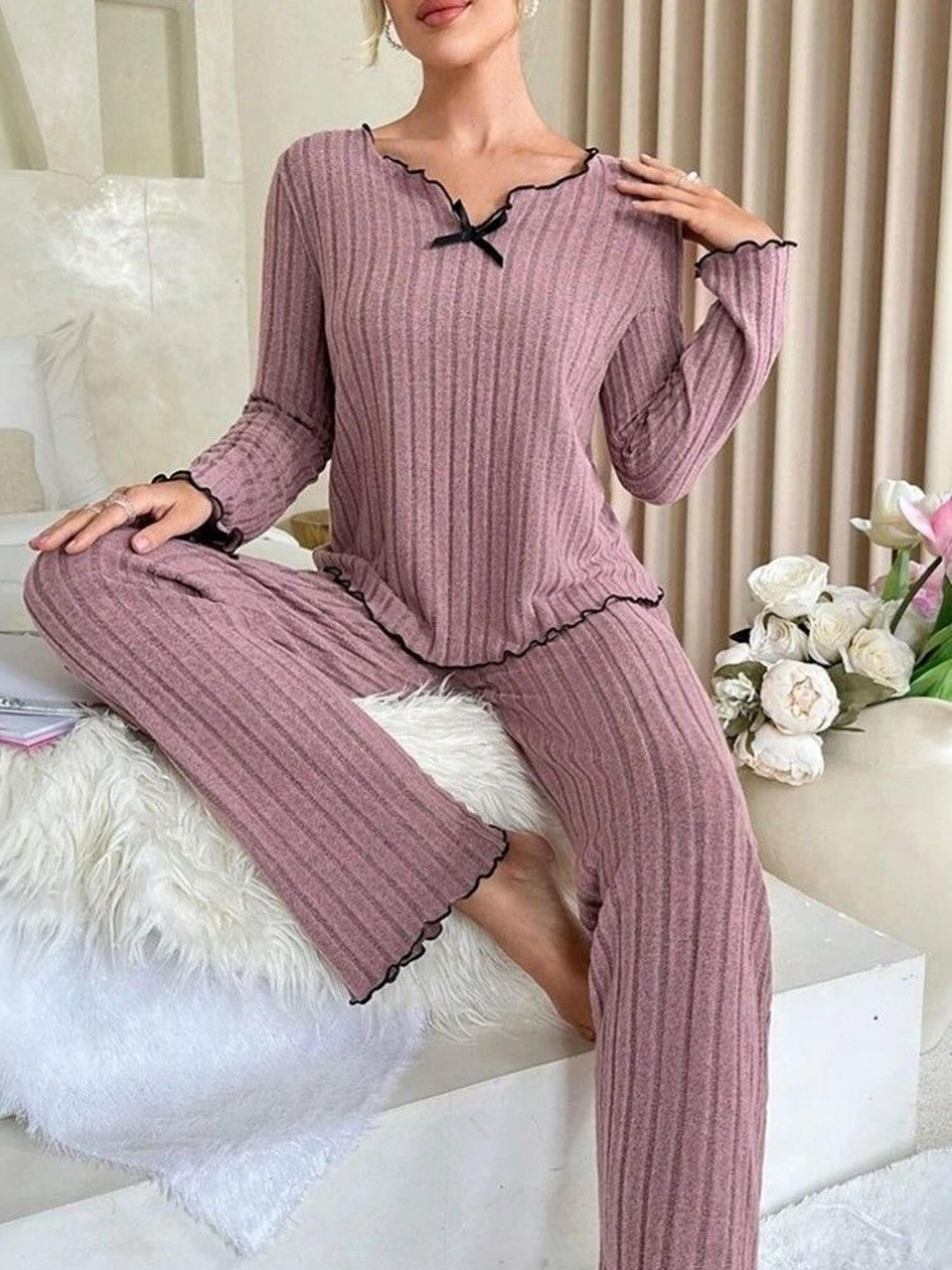 women's cozy winter pajama set, long sleeve top and trousers, 2 piece loungewear, casual homewear