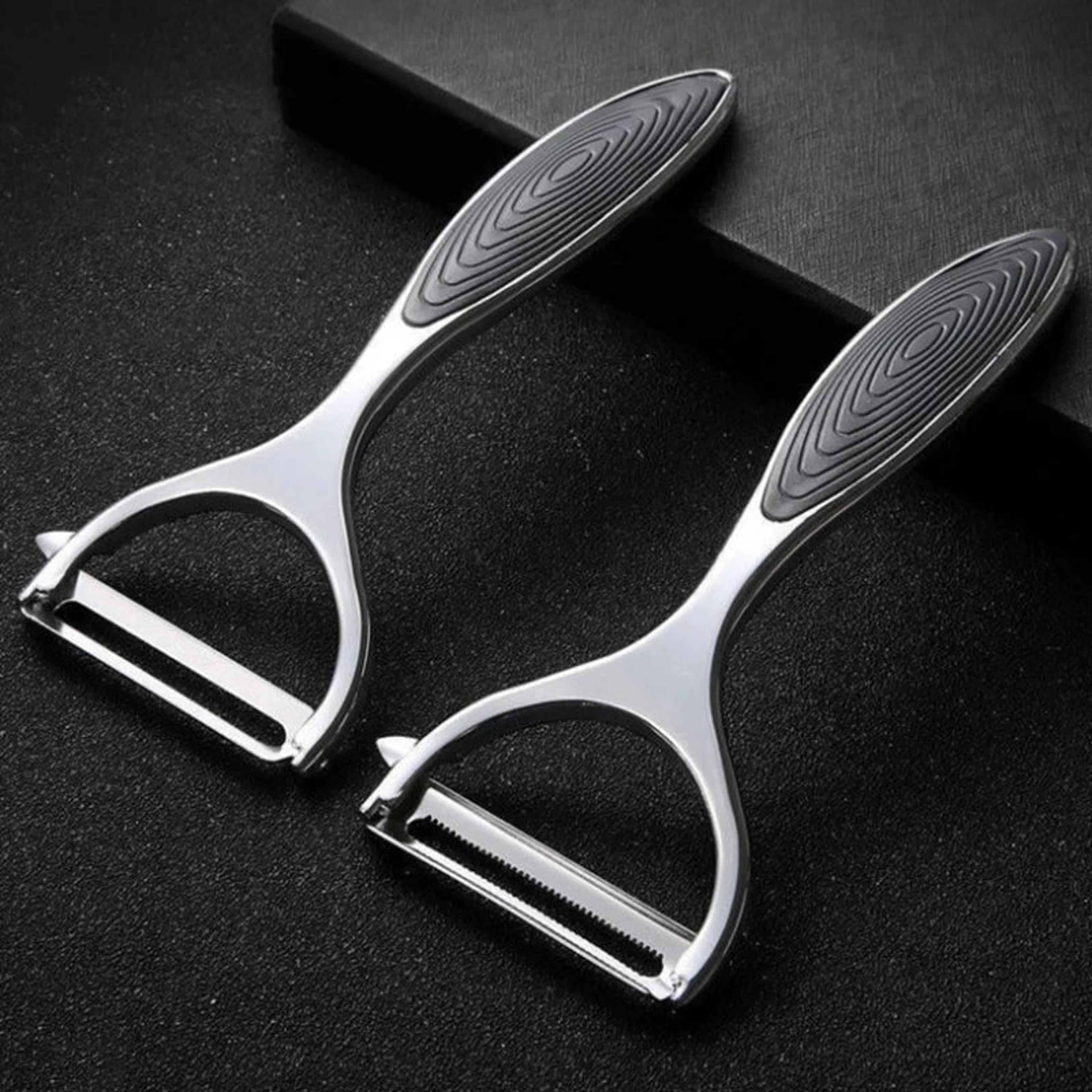 stainless steel vegetable peeler and potato peeler with carrot grater