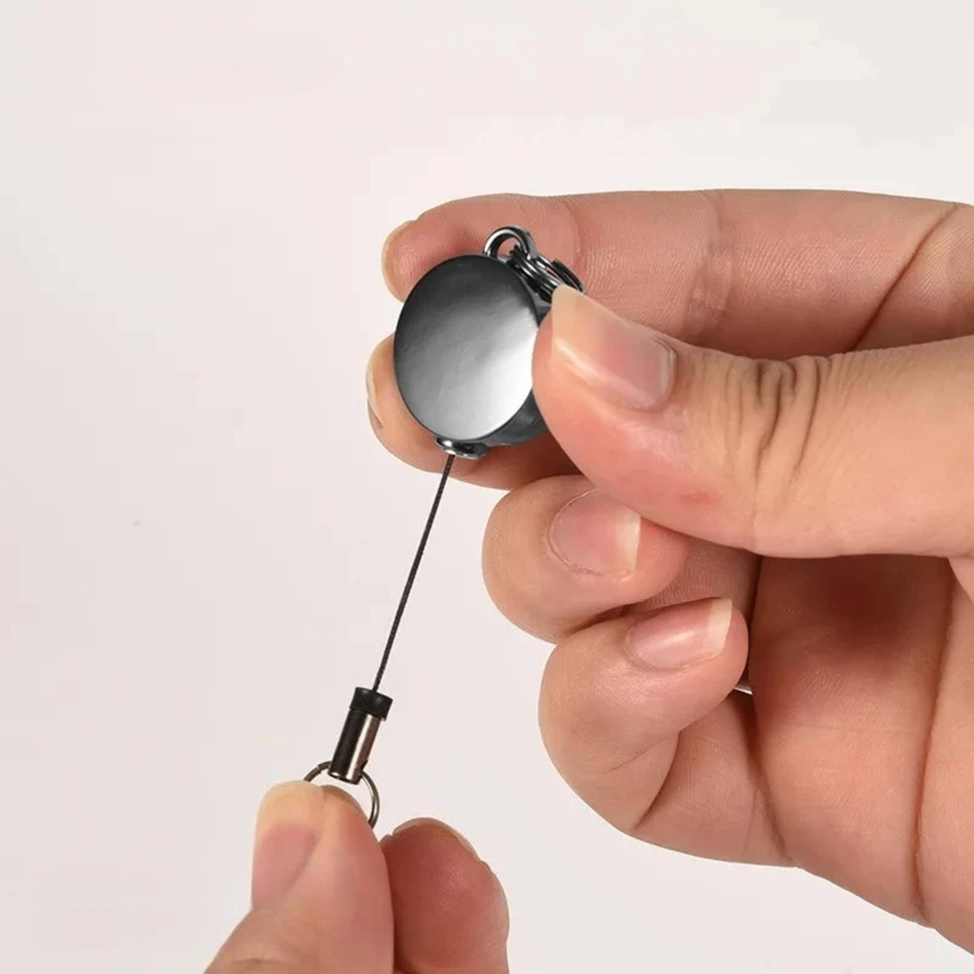 ultimate grip retractable keychain & anti lost key holder with durable key ring organizer