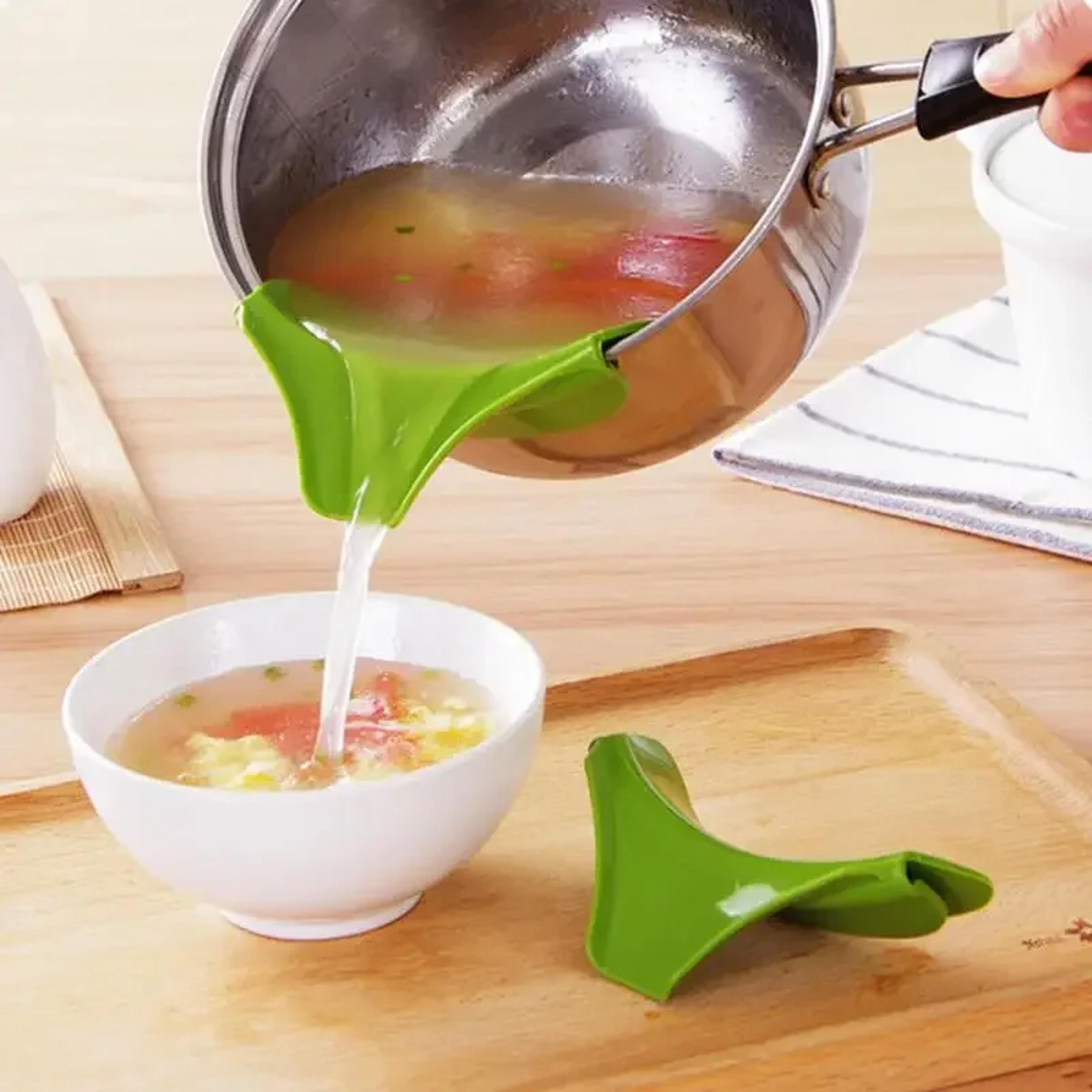 mess free kitchen pouring funnel with anti-splash spout for oils sauces & liquids