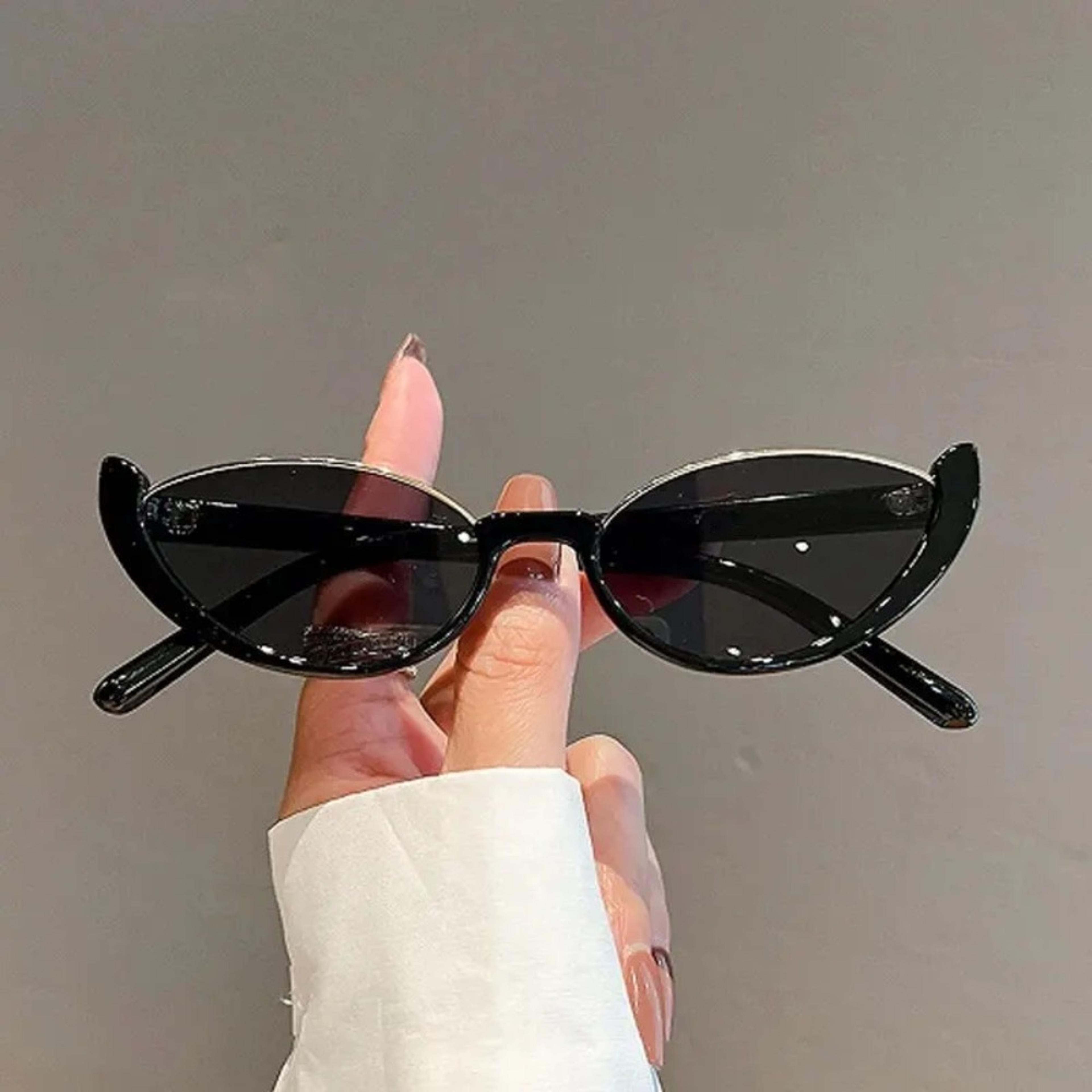 retro luxe cat eye sunglasses for women with protection & half frame design