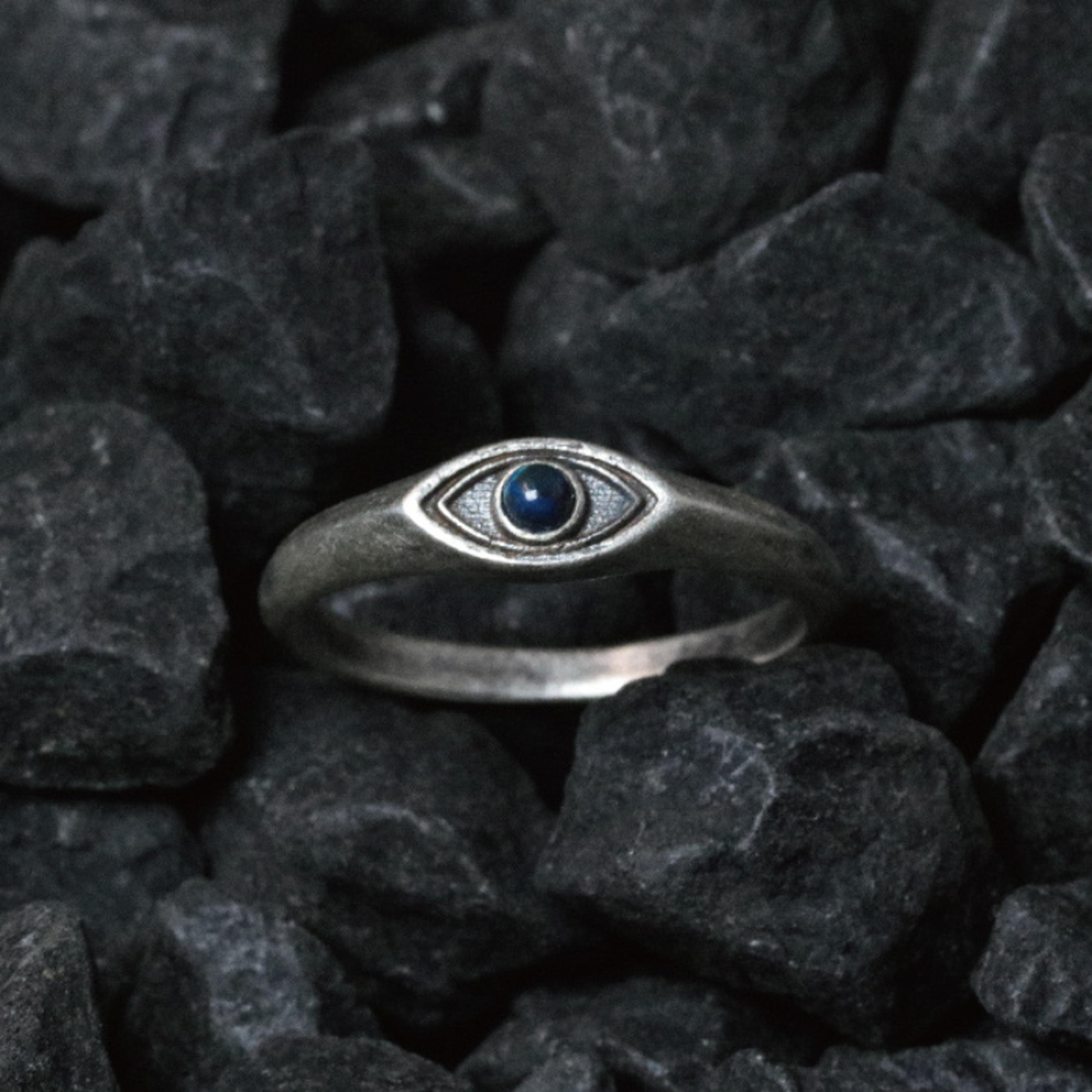 vintage lapis lazuli ring for men & women ethnic vintage silver ring with blue horse eye stone