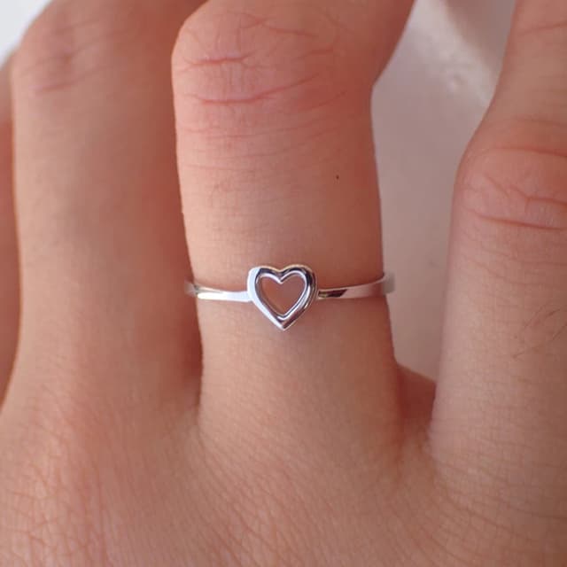 Love Heart Ring (1).jpg