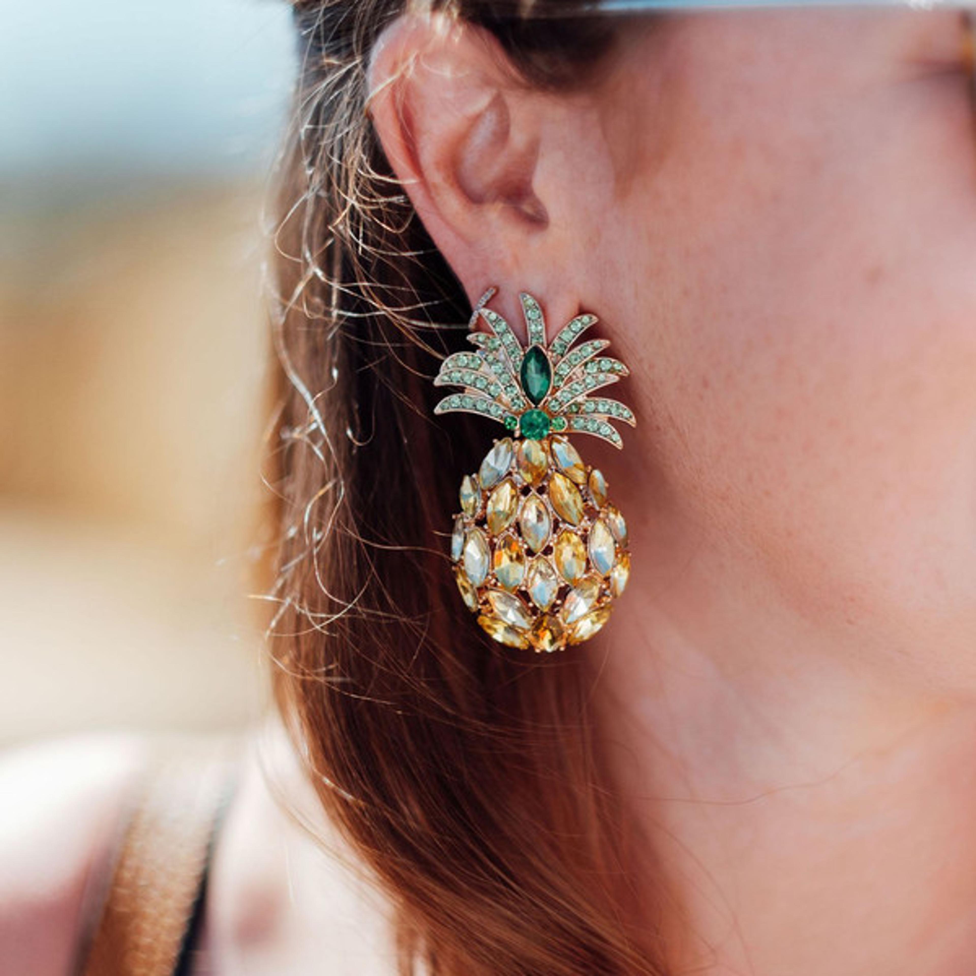 beaded pineapple earrings for a sparkly charm