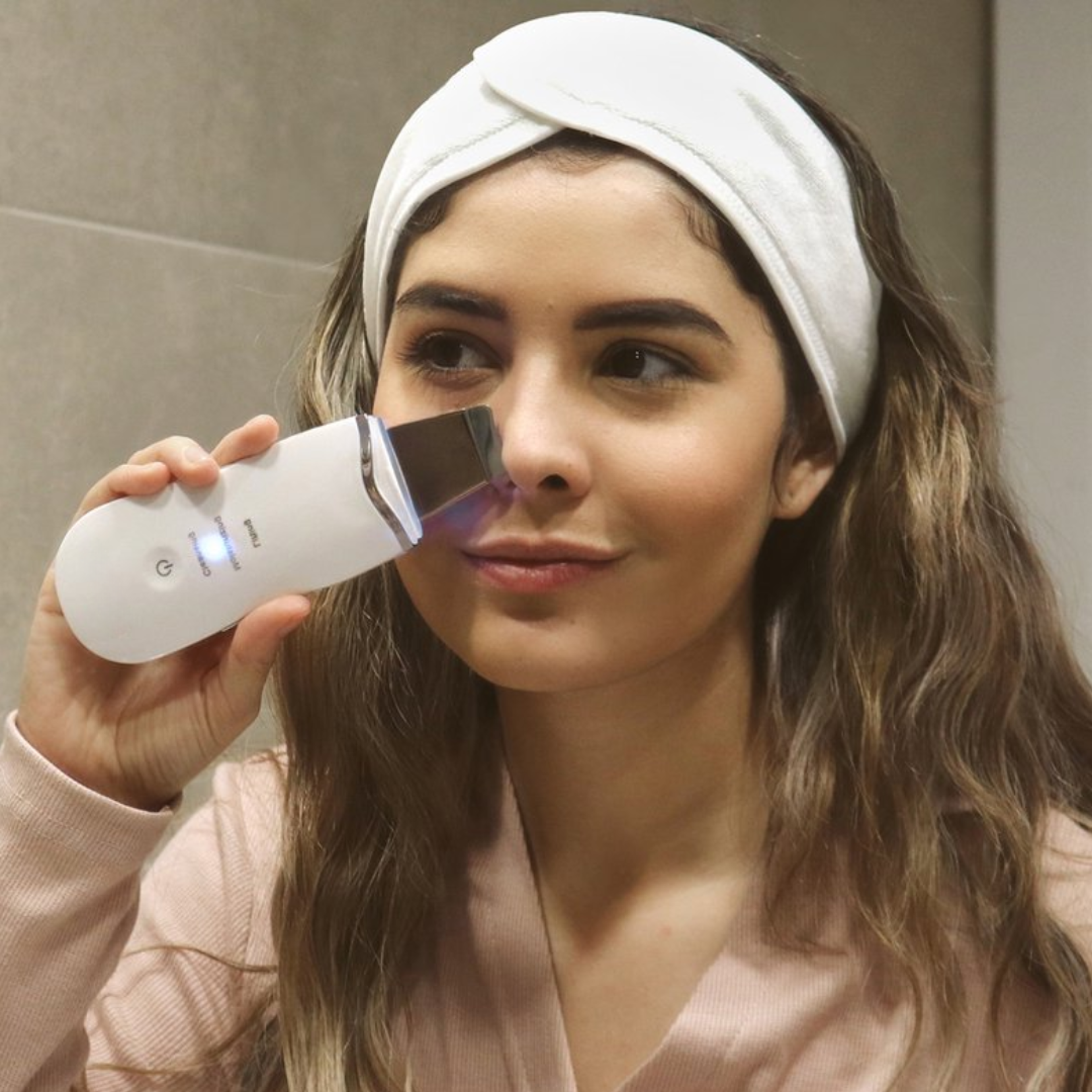 derma skin scrubber pen