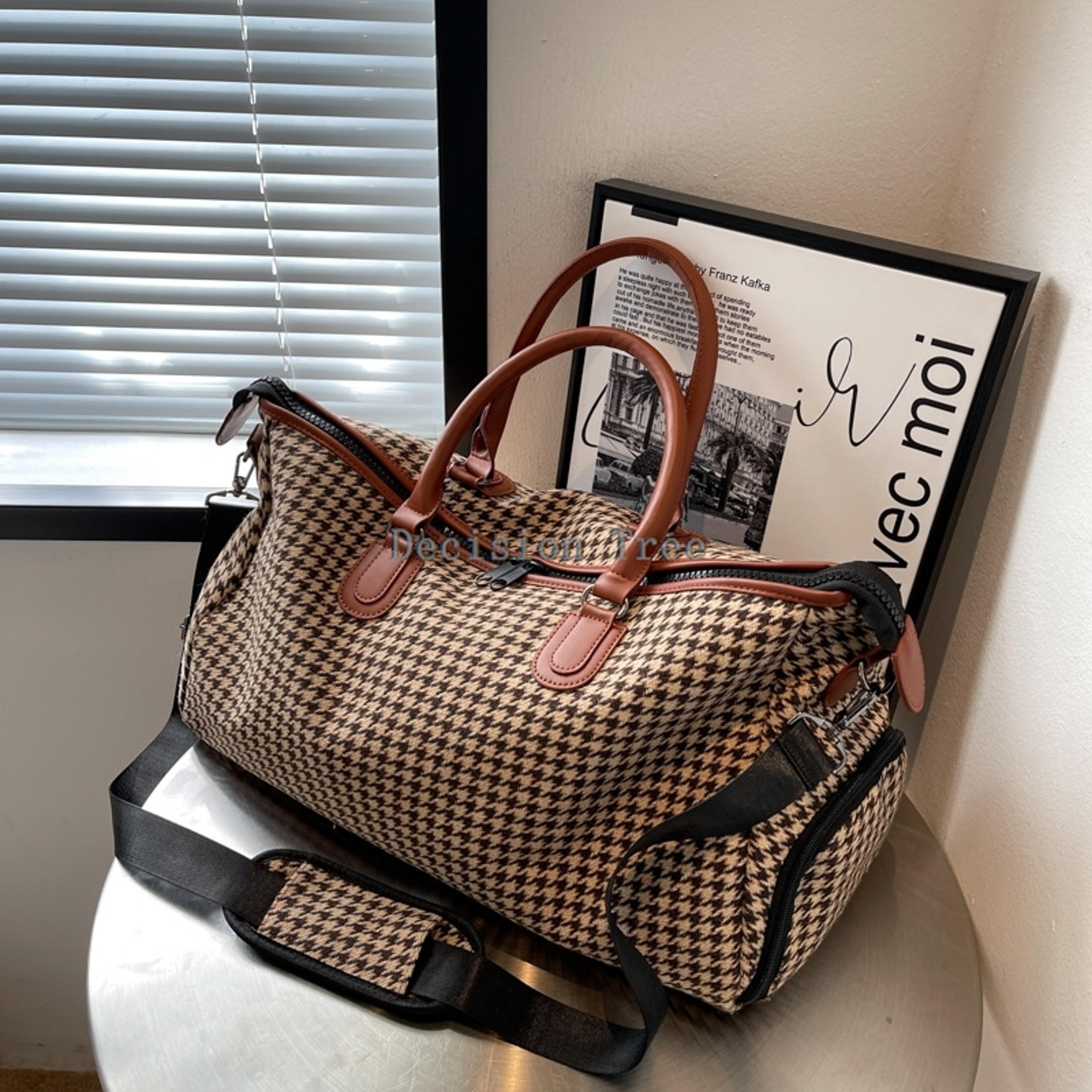 retro plaid travel handbag: large capacity gym tote and multi-functional yoga bag