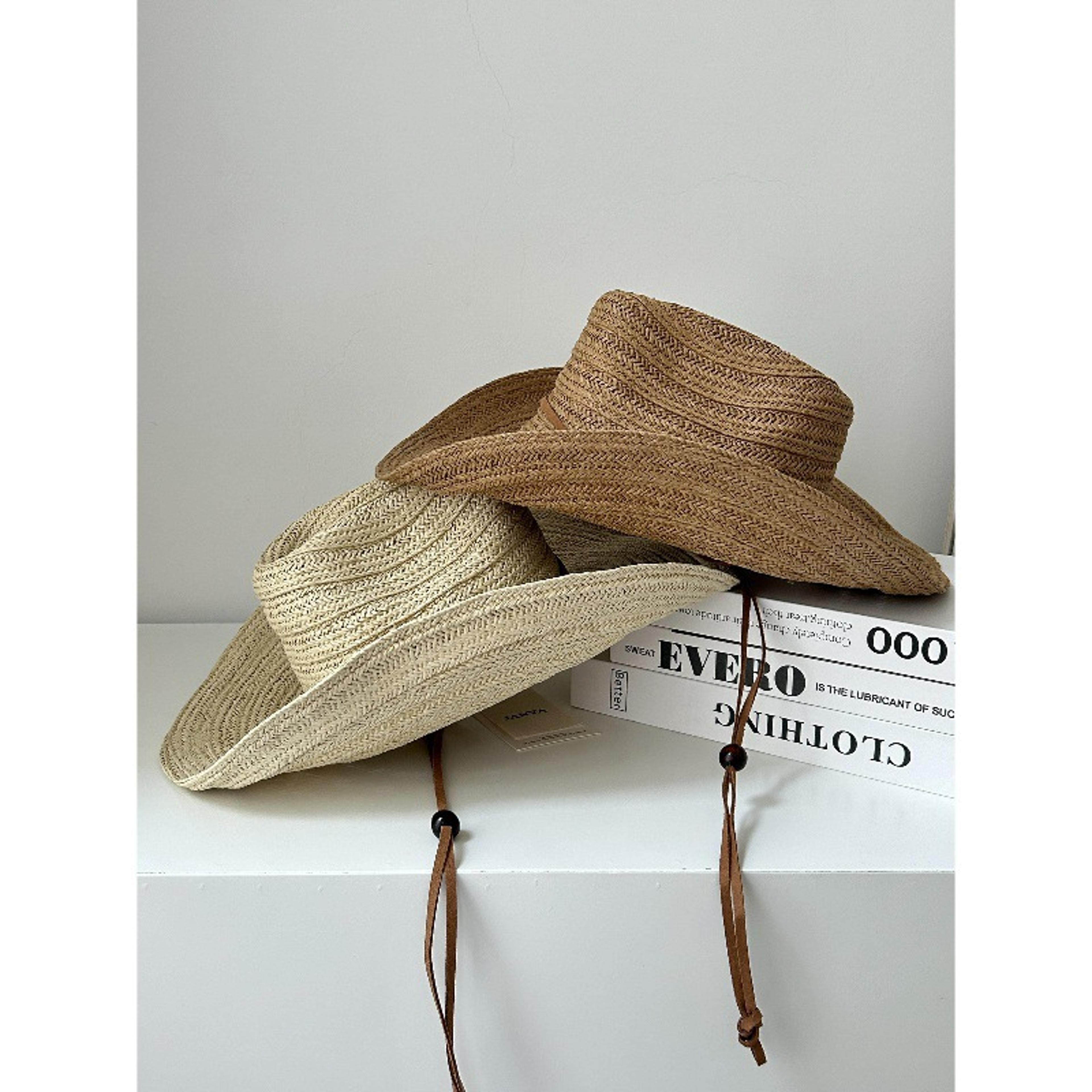 women's wide brim straw hat – foldable & packable summer beach hat for superior uv protection
