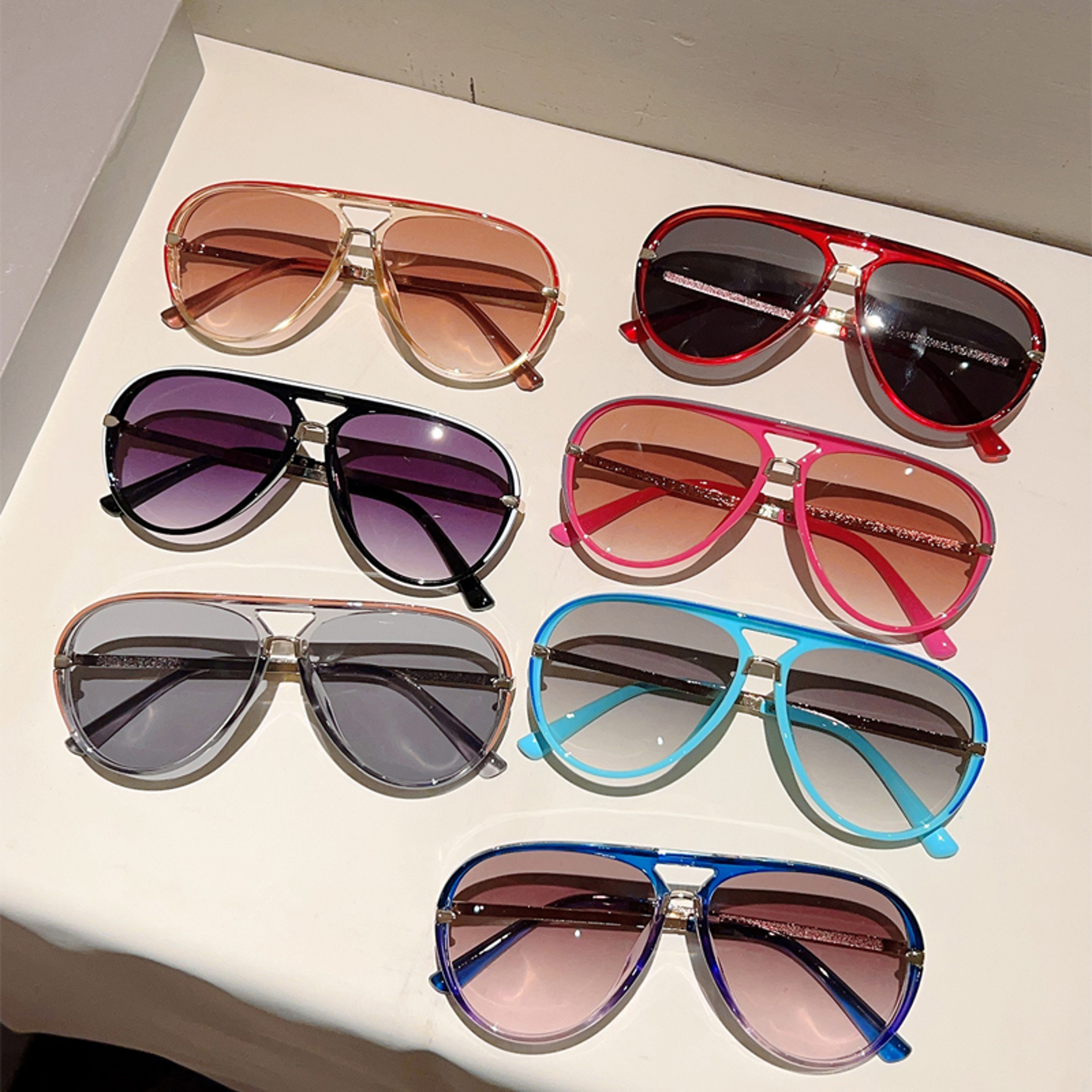 Vintage Pilot Sunglasses for Men and Women – Trendy Gradient Lens Shades and Retro Fashion Eyewear – view 5