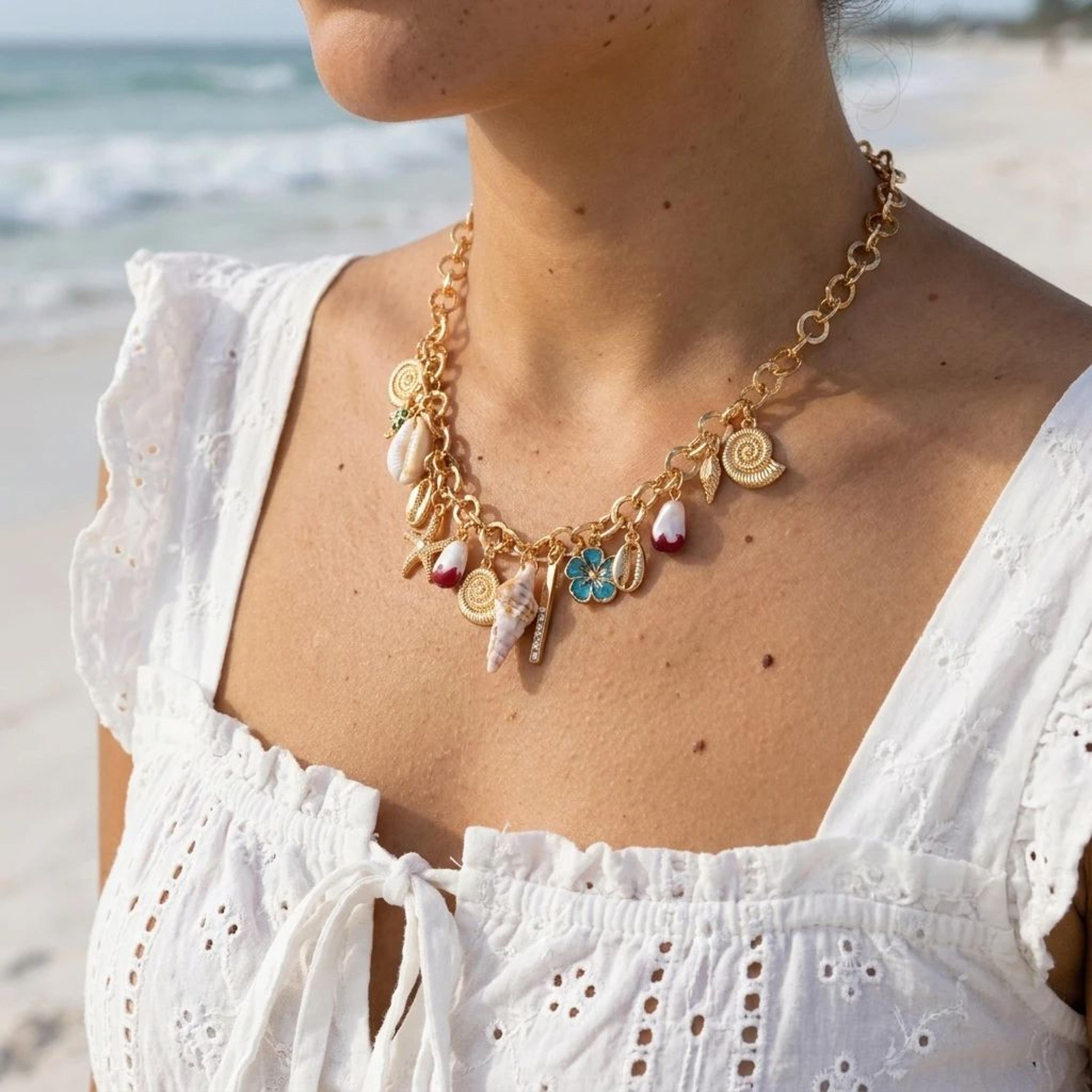 bohemian starfish pendant necklace with thick chain