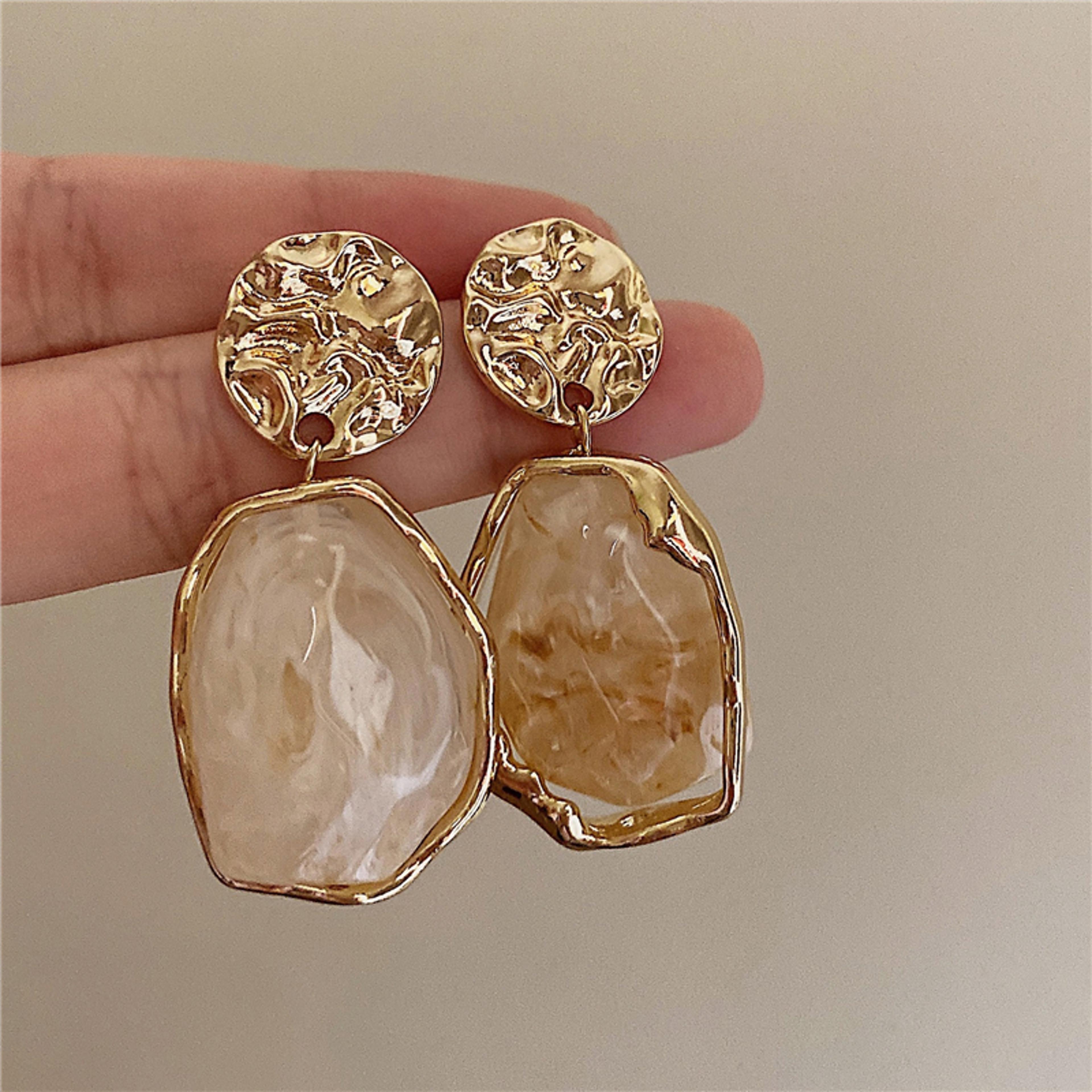 korean geometric resin stud earrings for women