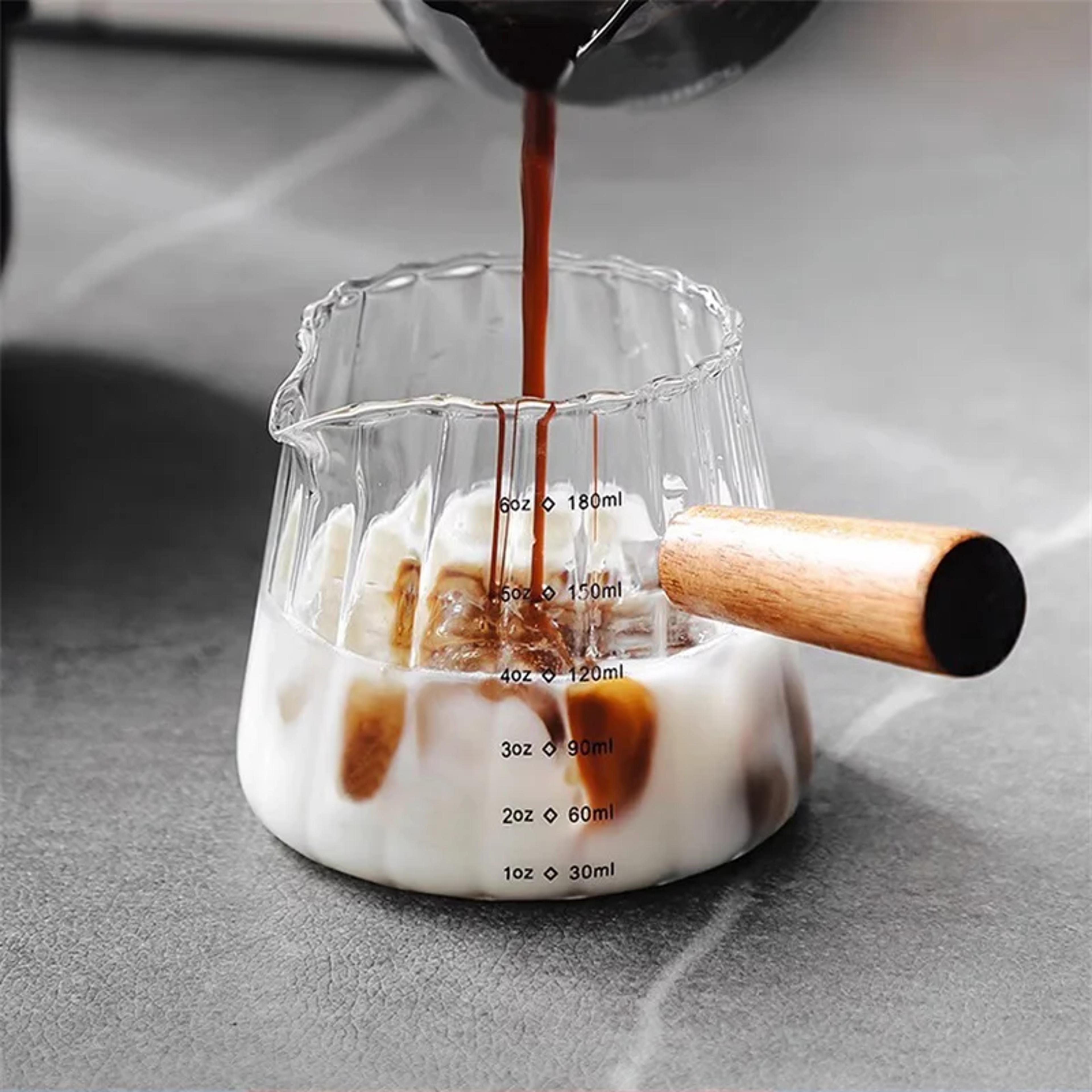 glass coffee extraction cup with scale, espresso measuring cup, wood handle milk jug