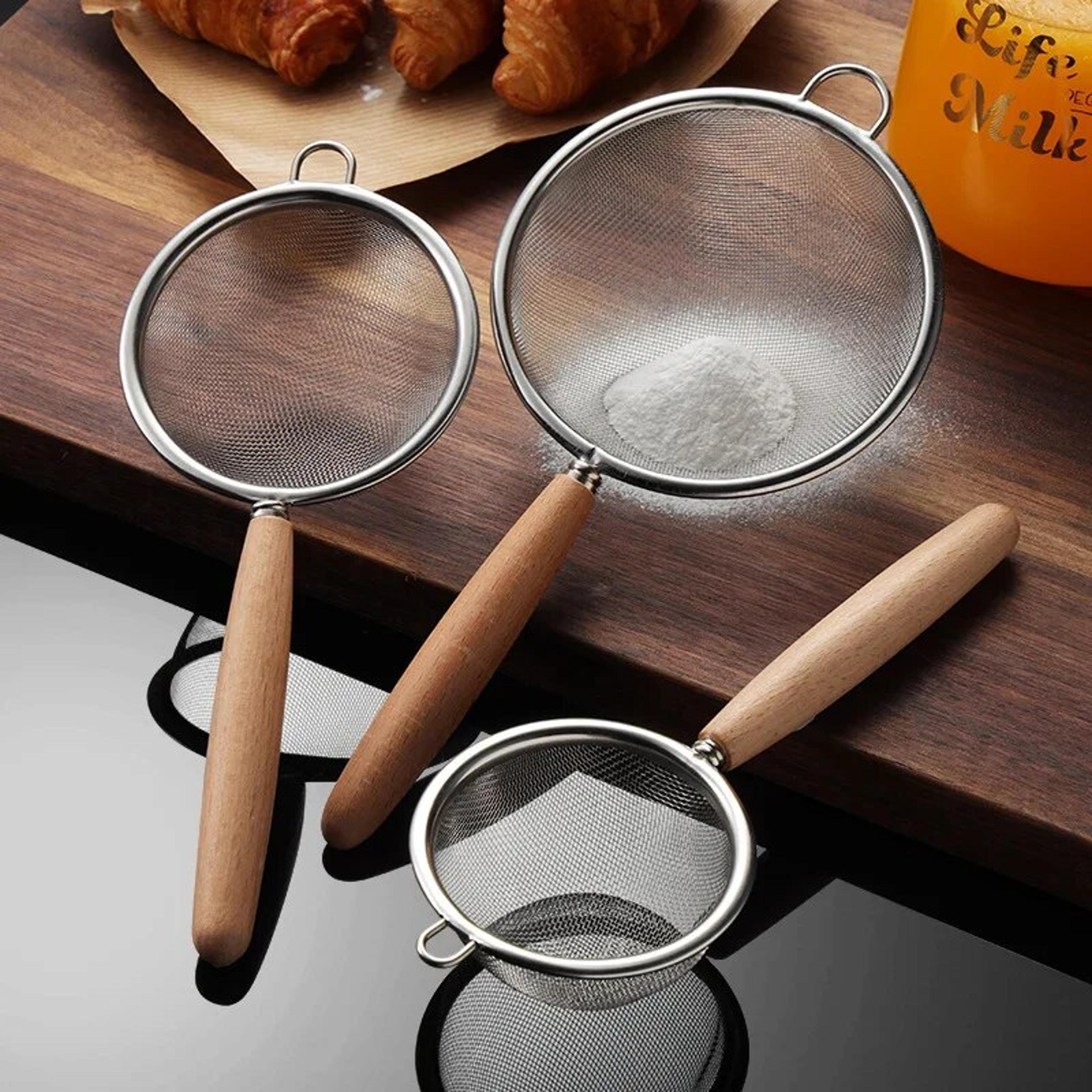 stainless steel mesh filter spoon with wooden handle for frying & flour straining