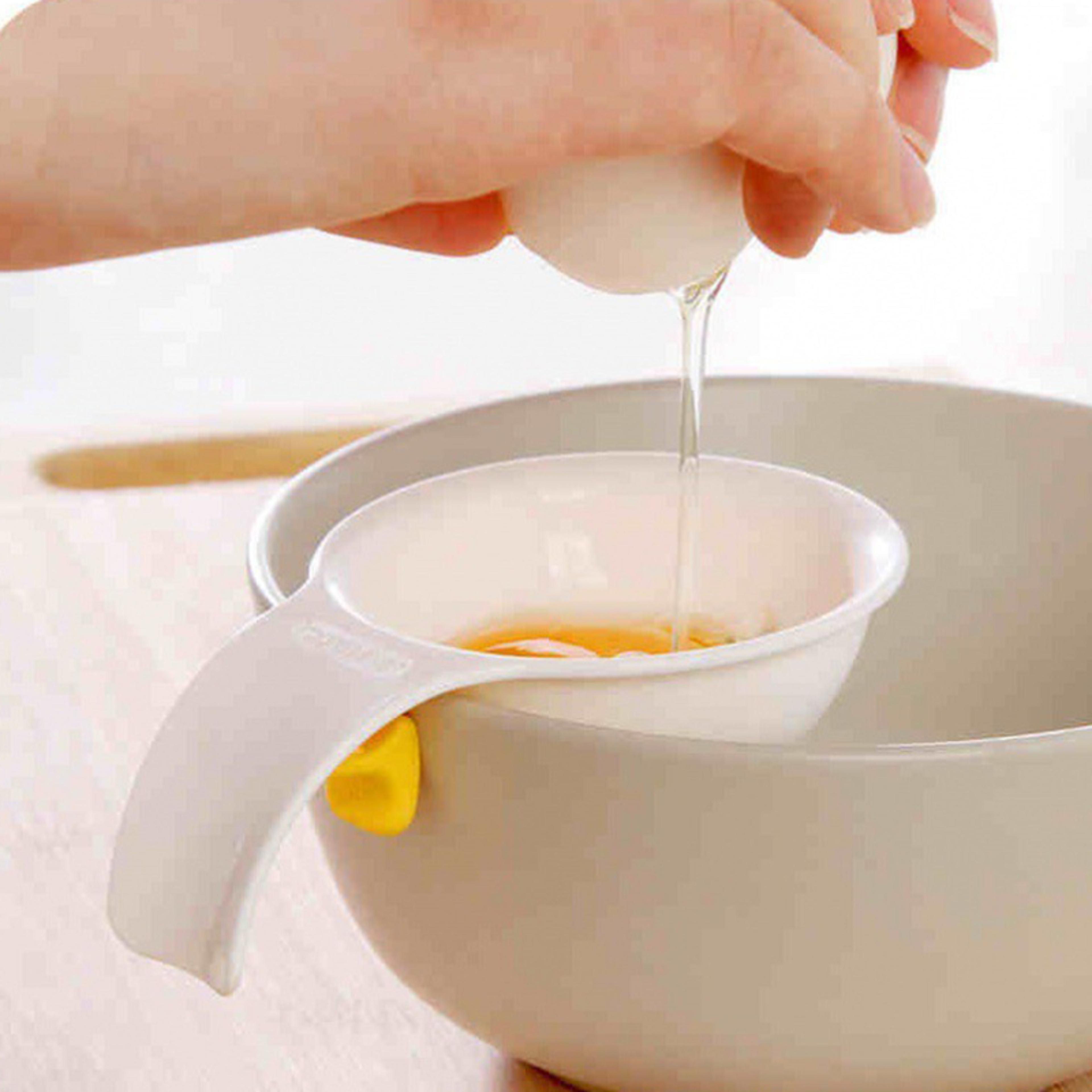 food-grade plastic egg white separator with silicone edge for easy egg preparation