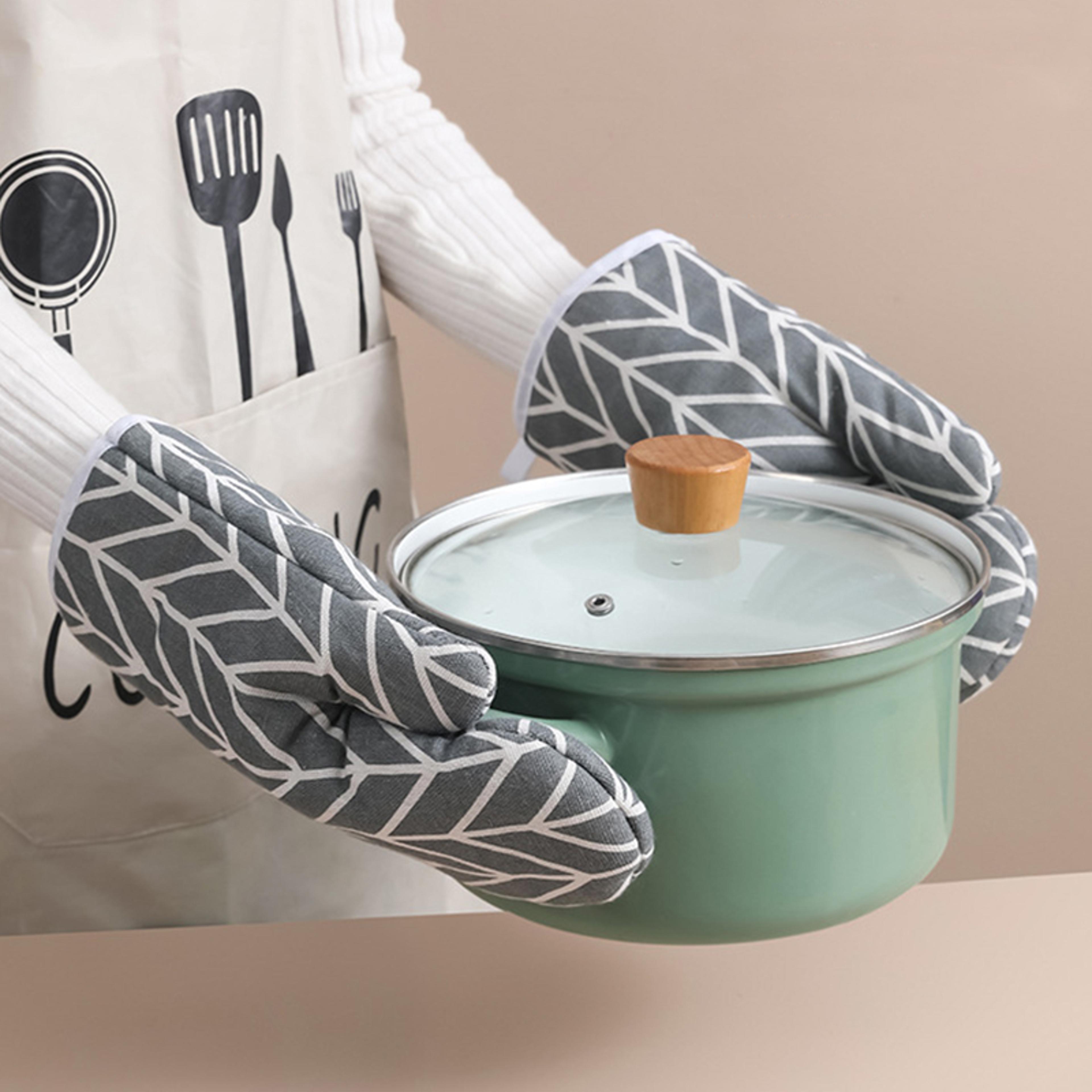 heat-resistant kitchen gloves – non-slip anti-scald oven & microwave gloves for baking