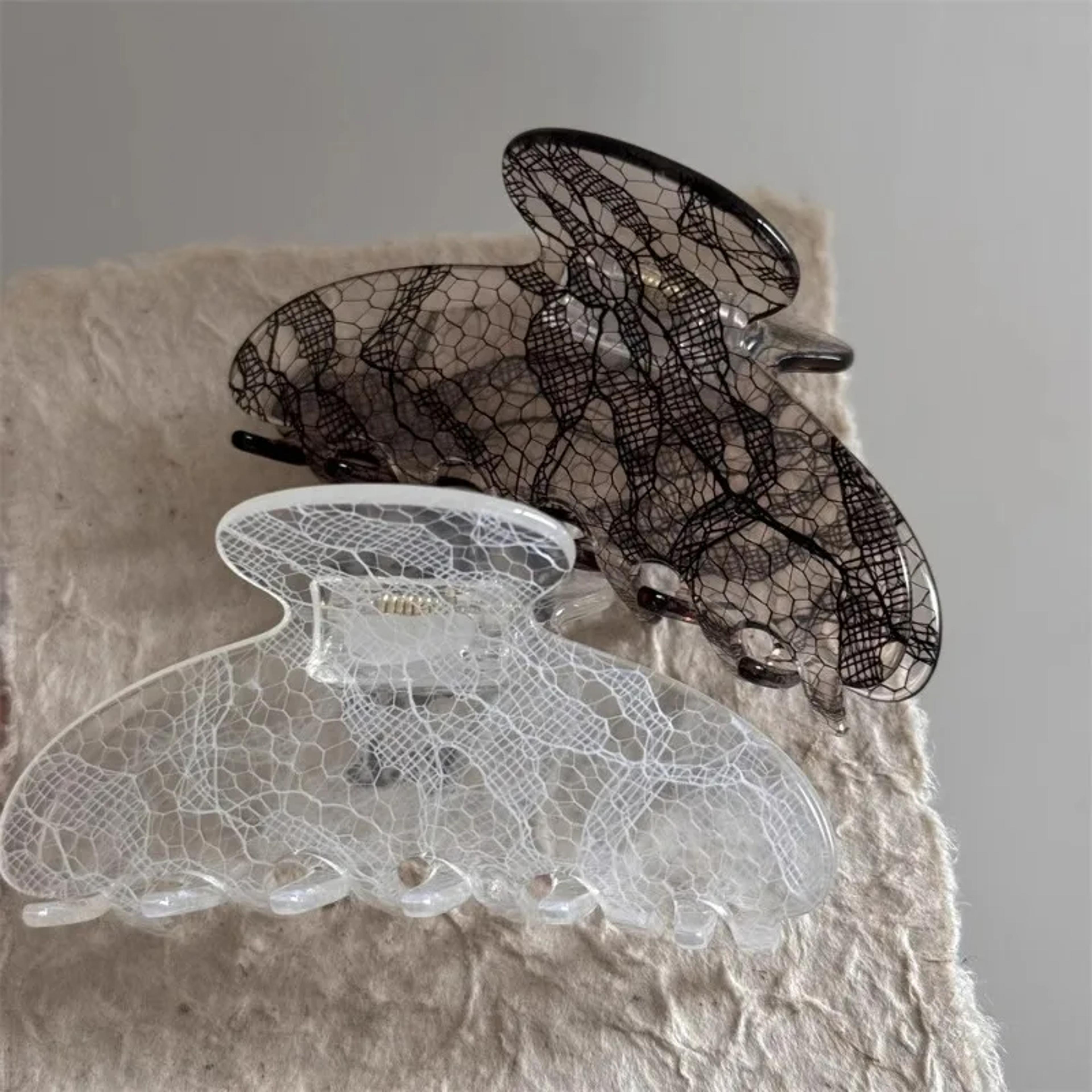 lace pattern claw clip for women - shark clip for back head texture and mature half tie hair