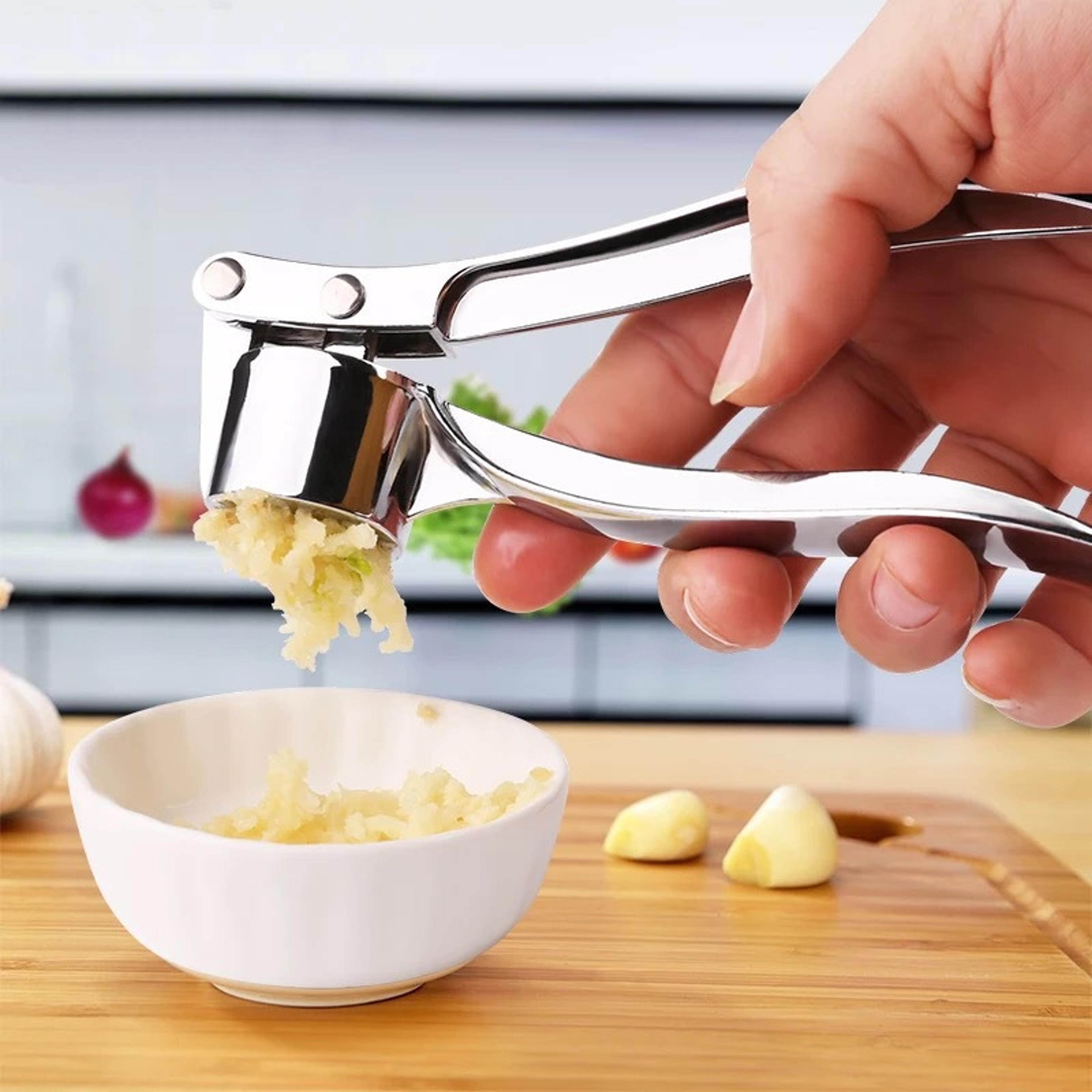 stainless steel garlic press crusher – multifunction kitchen tool for crushing ginger, garlic, and more!