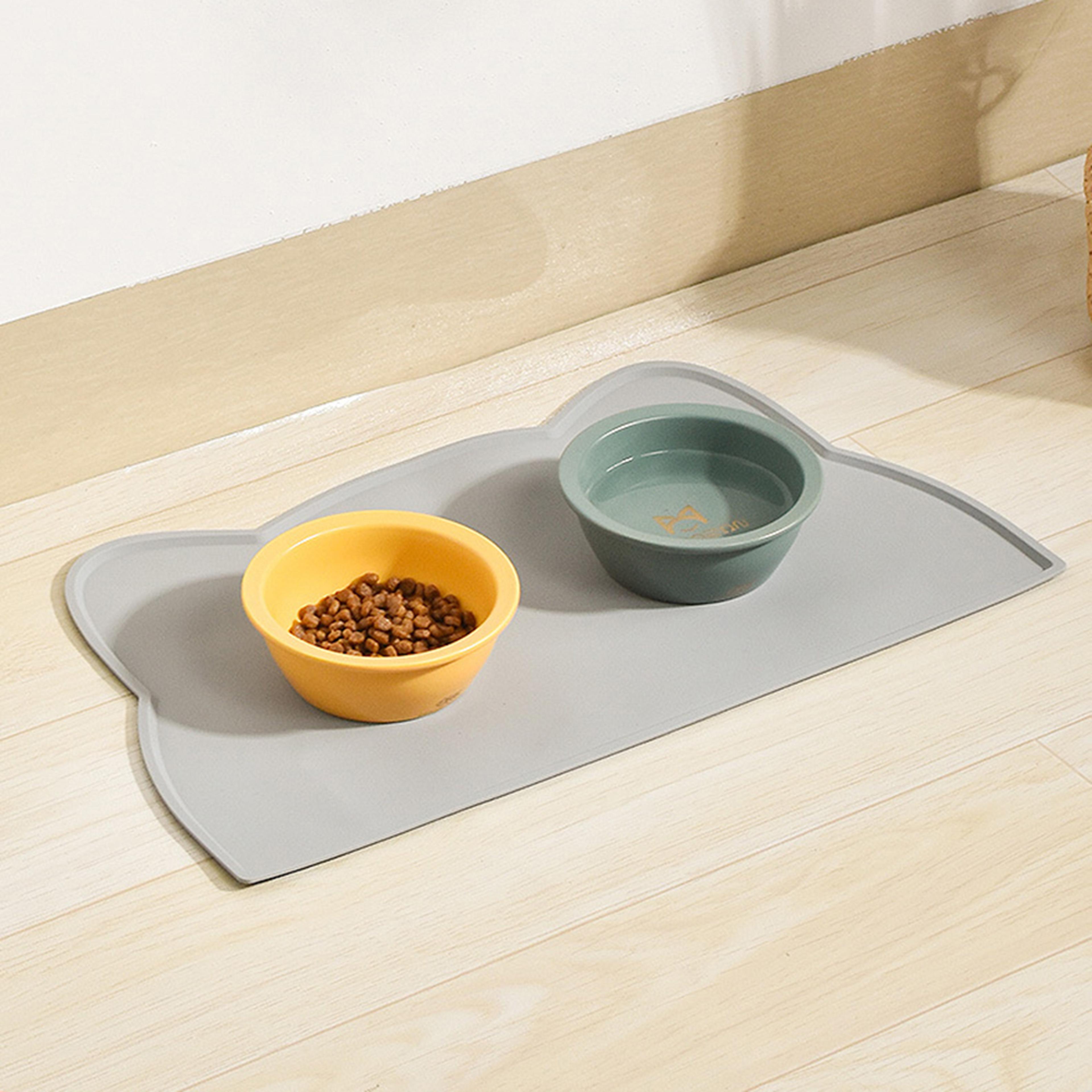 waterproof & non-slip pet placemat for cats & dogs - easy to clean, spill-proof design