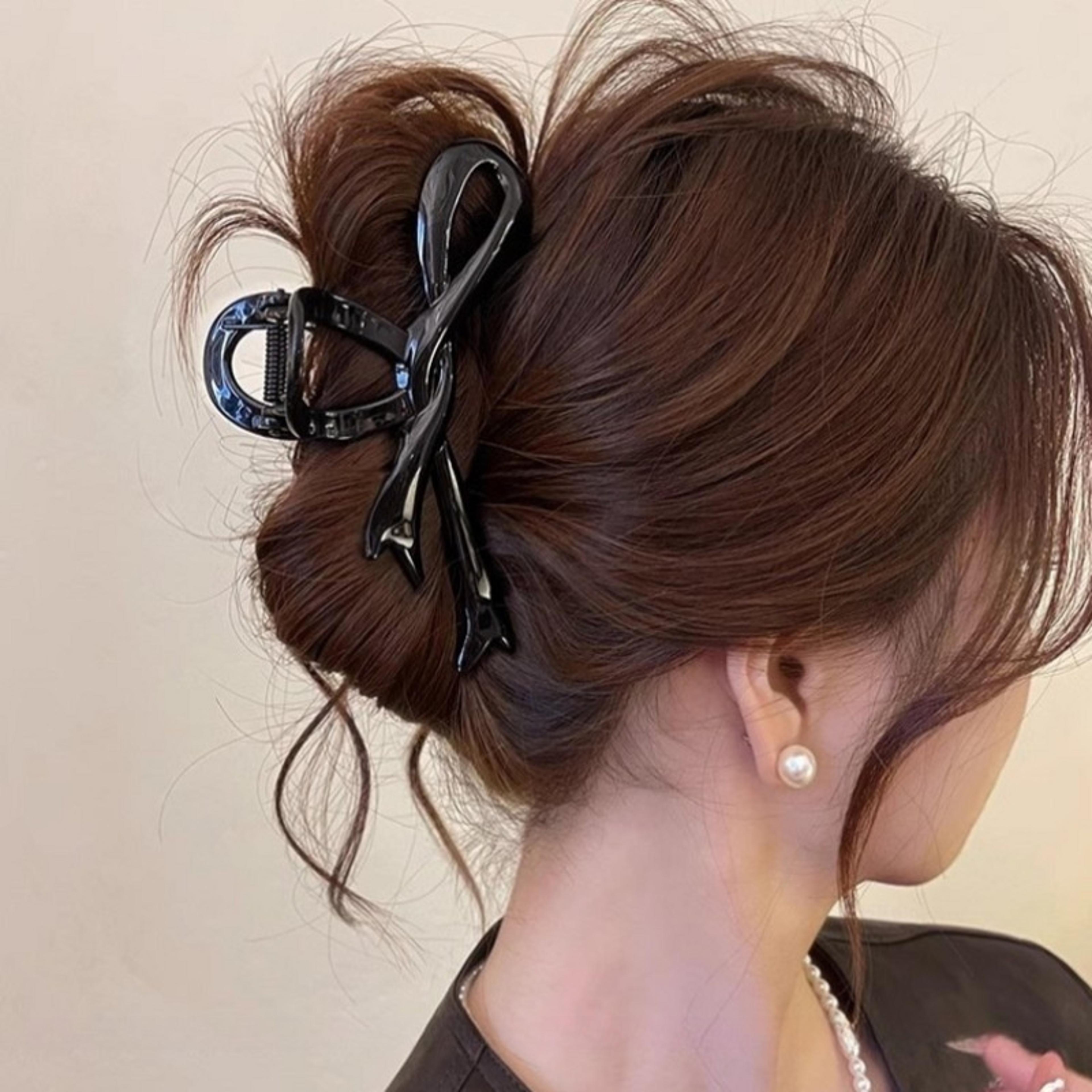 elegant acrylic ribbon bow hair claws for women - glossy crab clips, ponytail holders, and hairpins