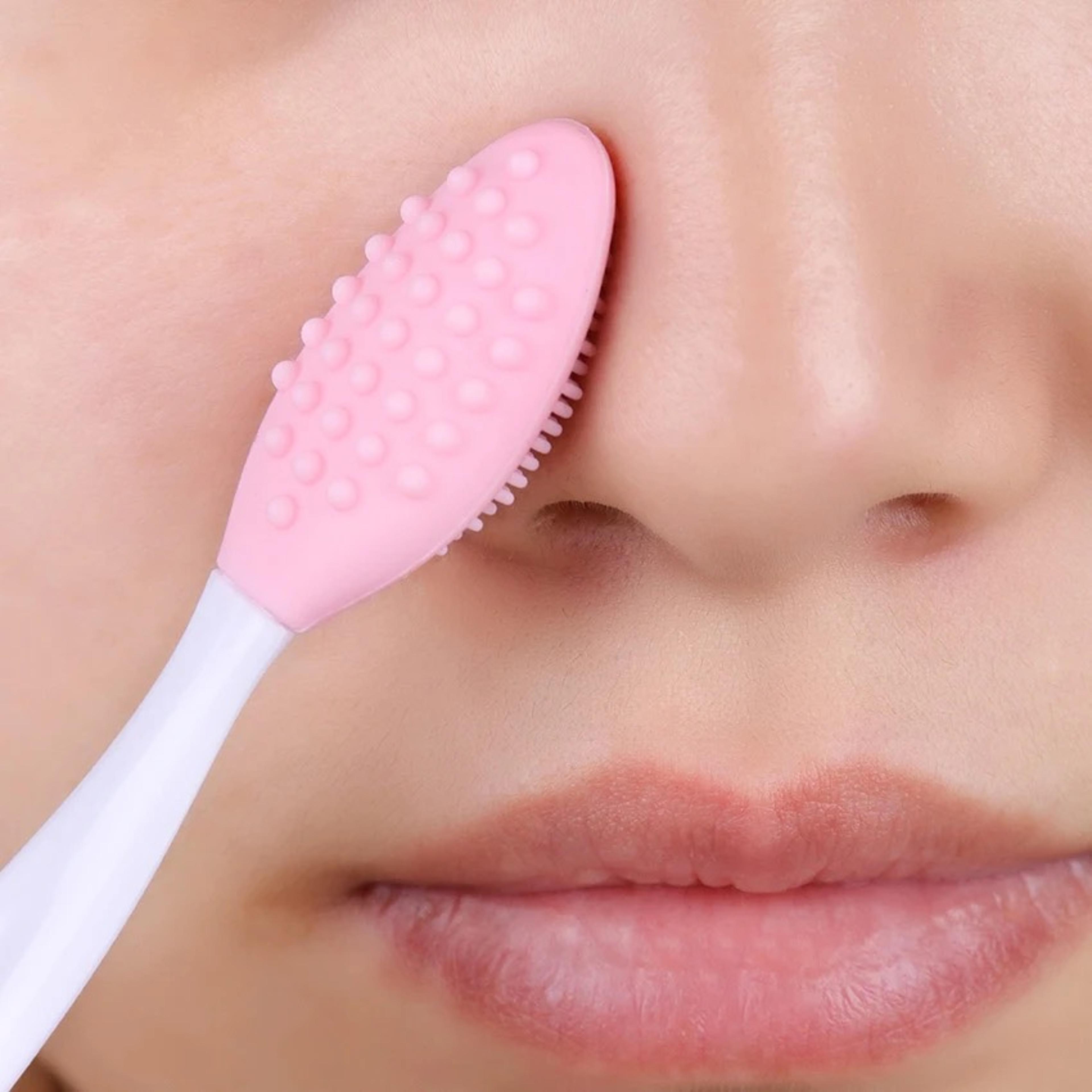 silicone face brush for exfoliating & blackhead removal with replacement head