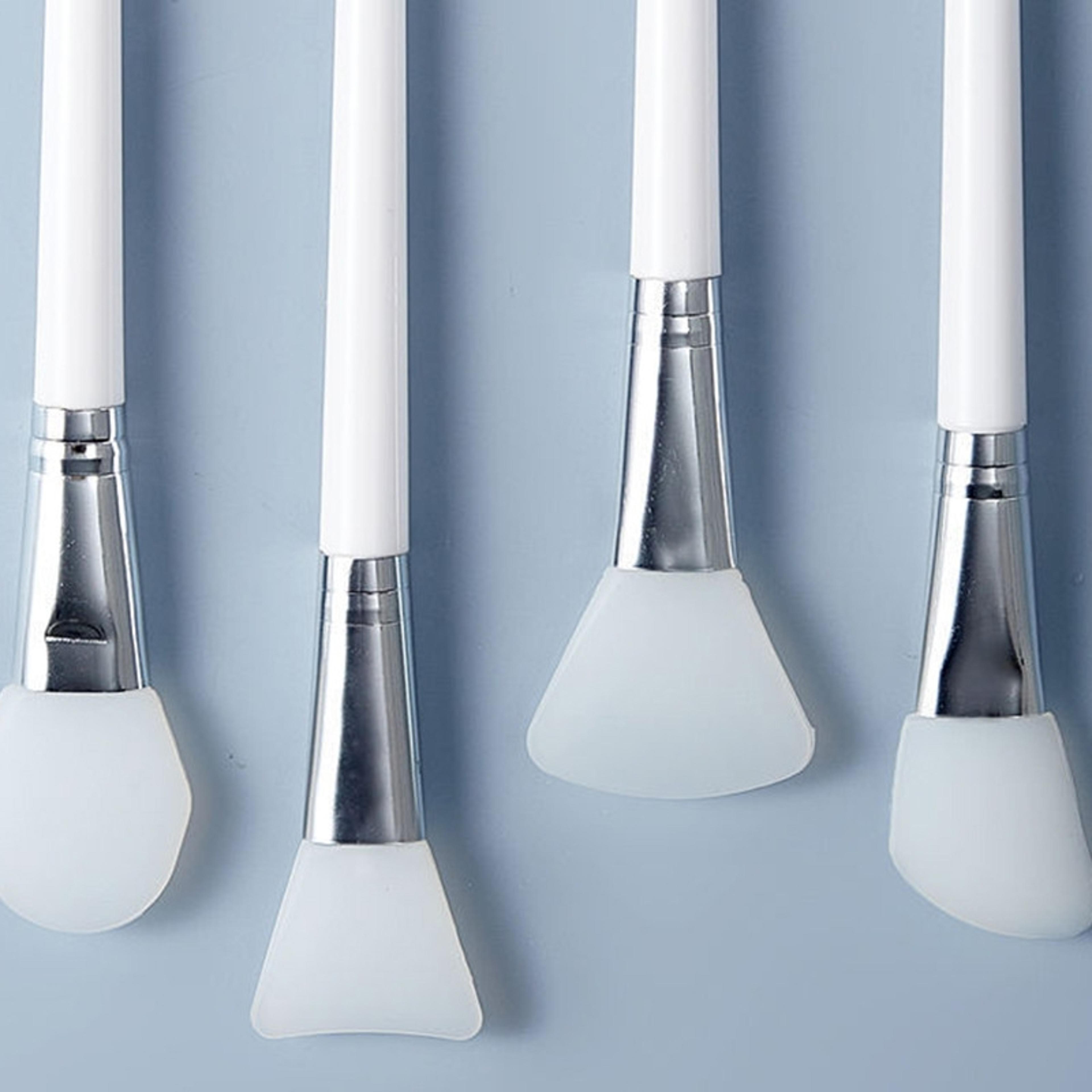 silicone diy mask brush – soft head for smooth, precise application of face masks & makeup
