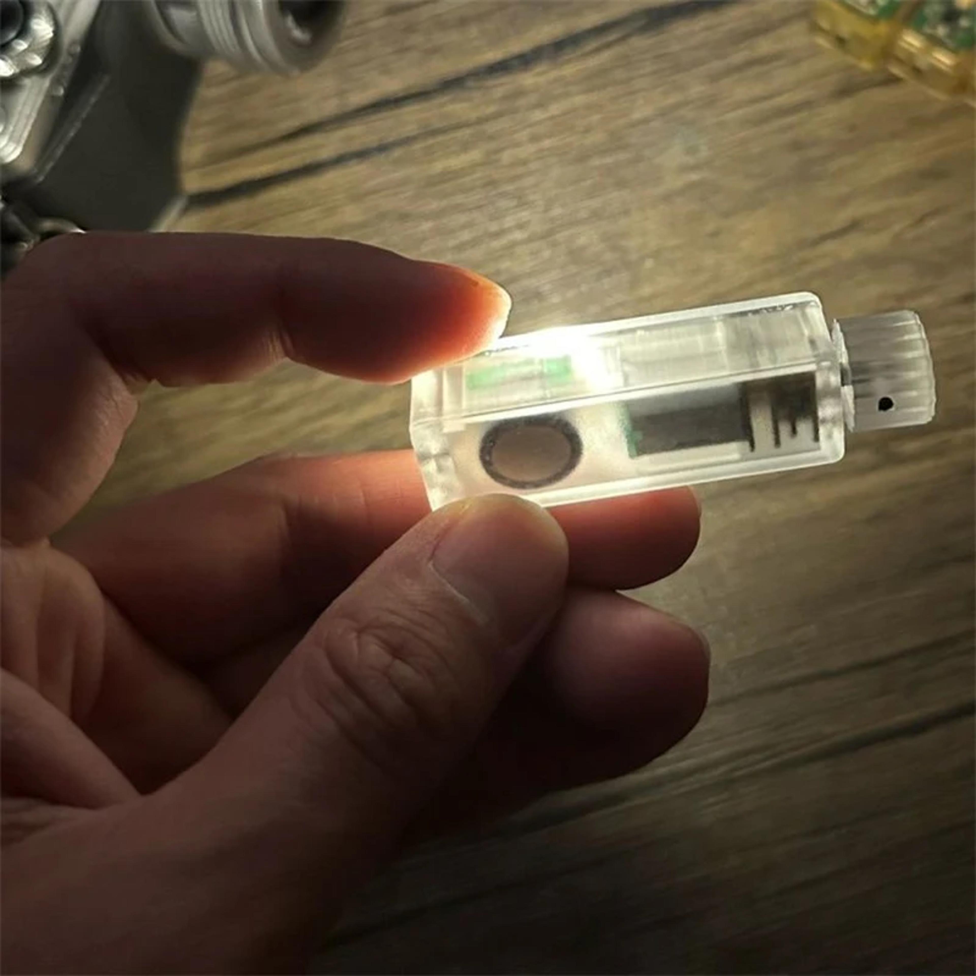 self powered hand crank flashlight edc fidget toy emergency light for outdoor and everyday carry
