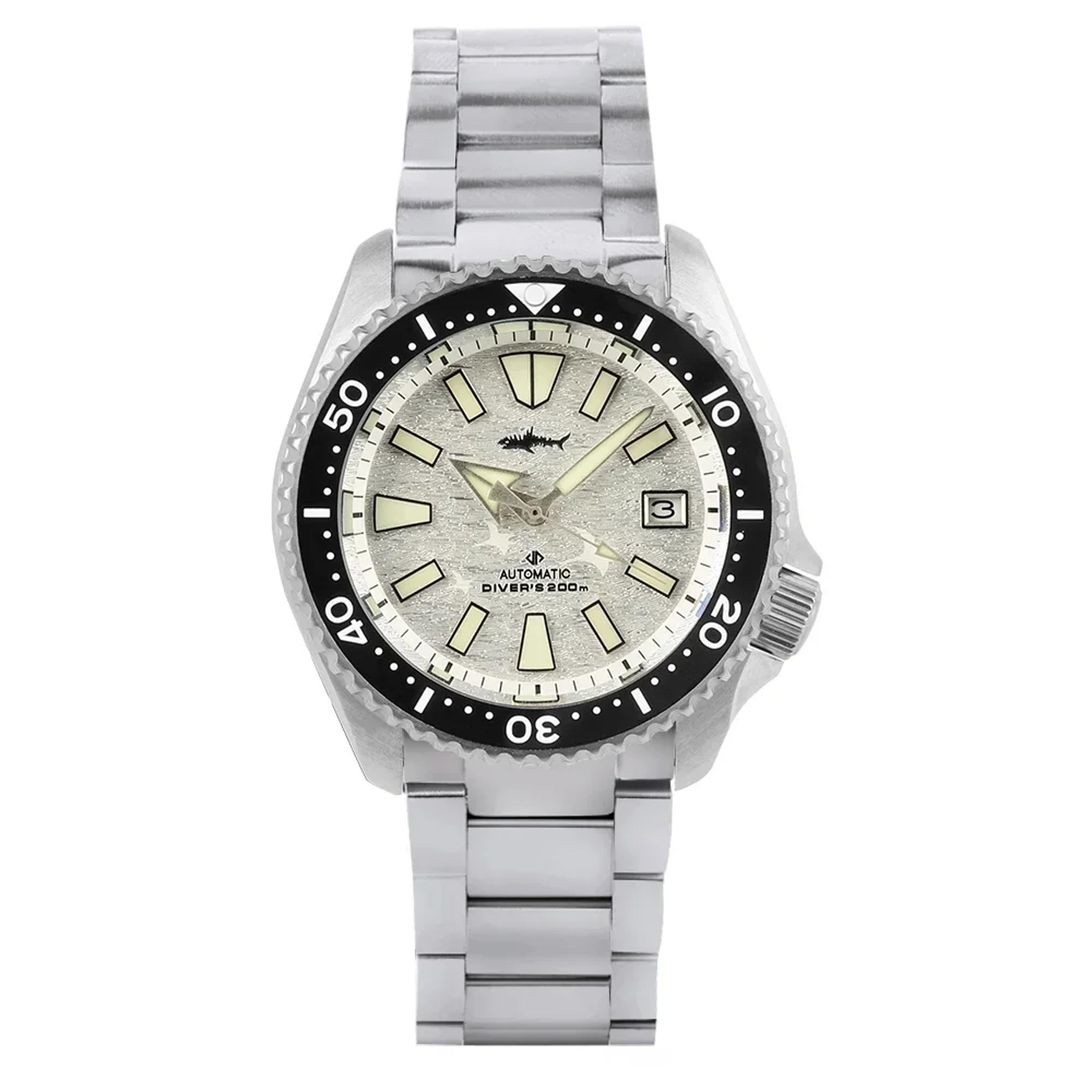 titanium automatic dive watch with sapphire crystal water resistance