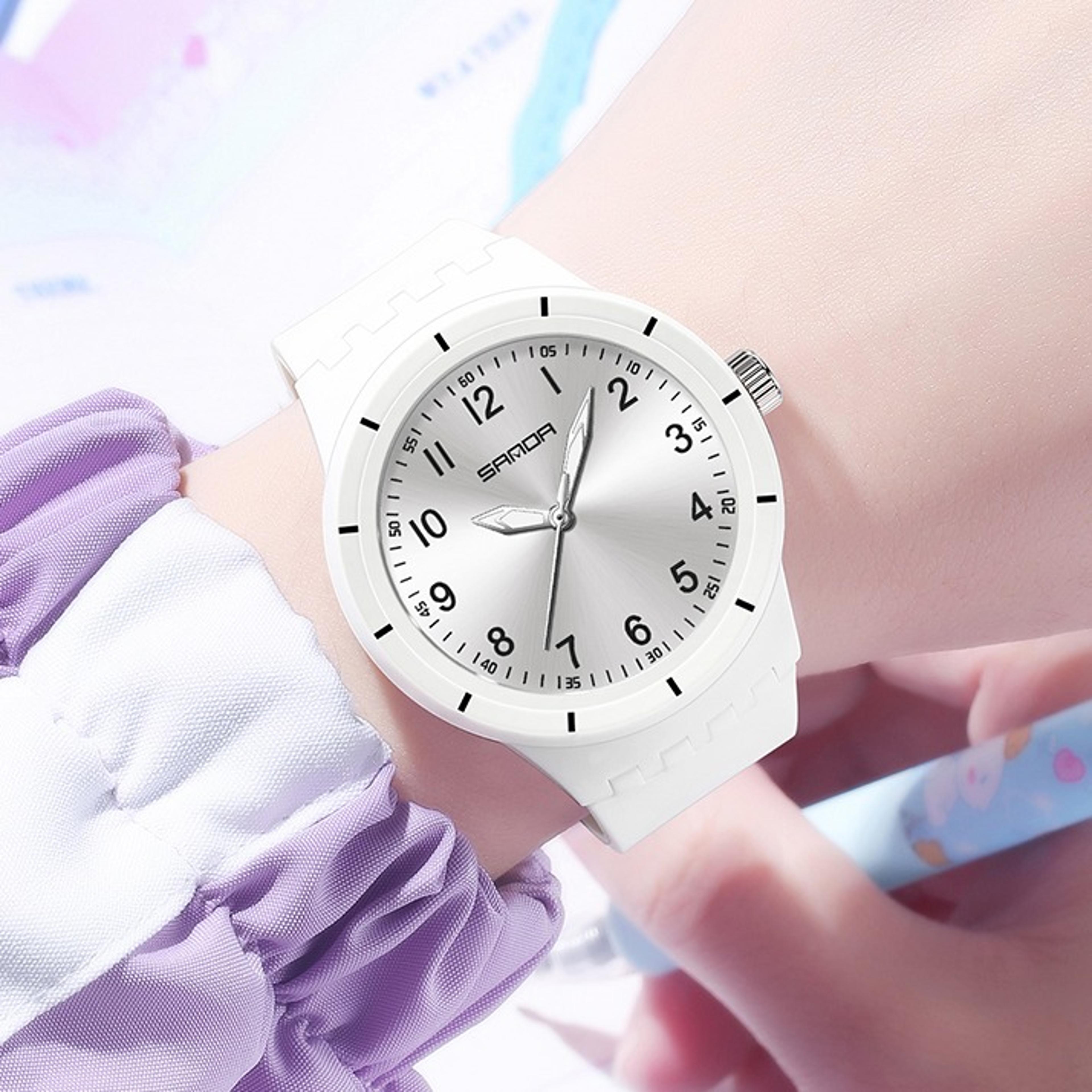 waterproof quartz watch with luminous dial and silicone strap for students