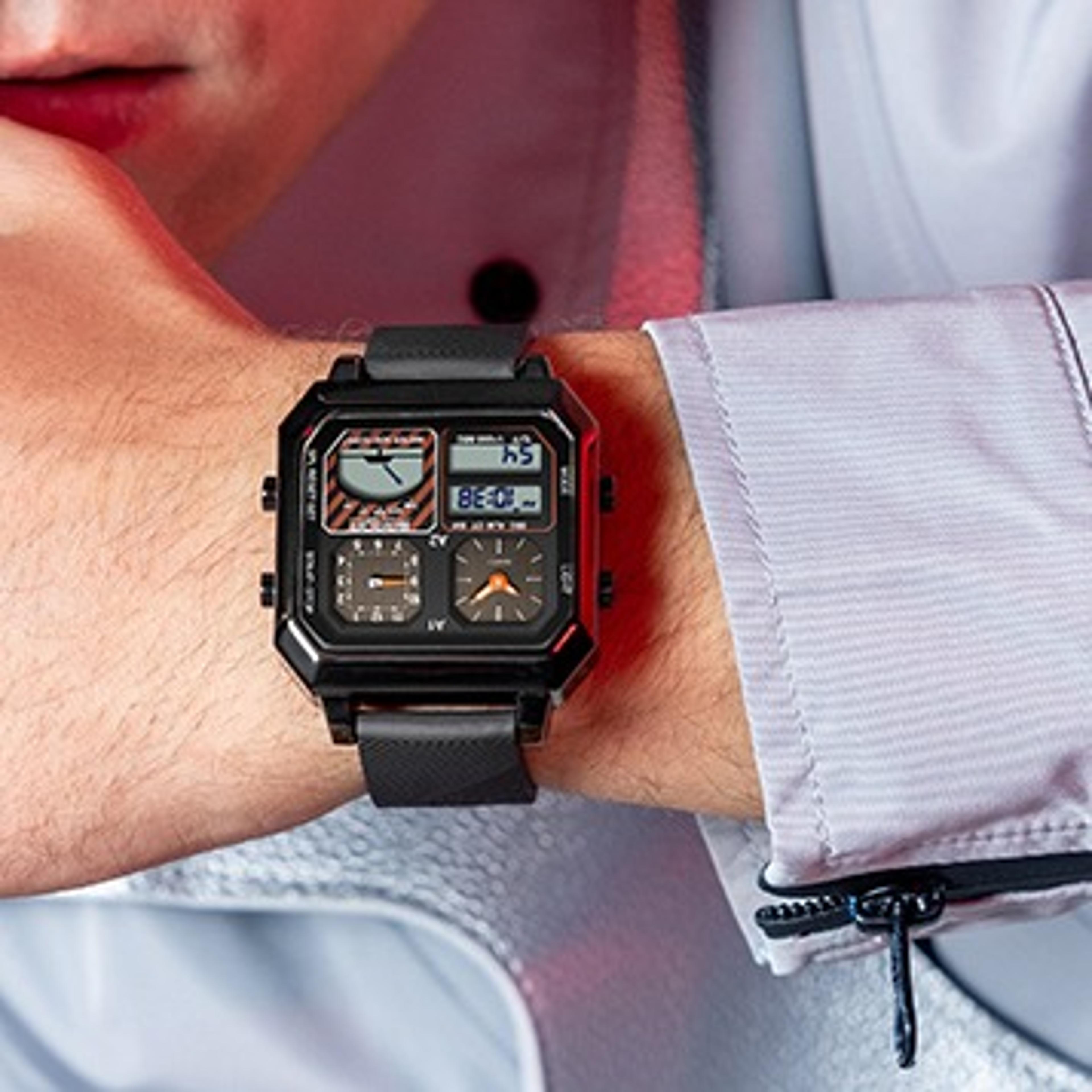 mens digital watch with temperature gauge, dual time and silicone strap