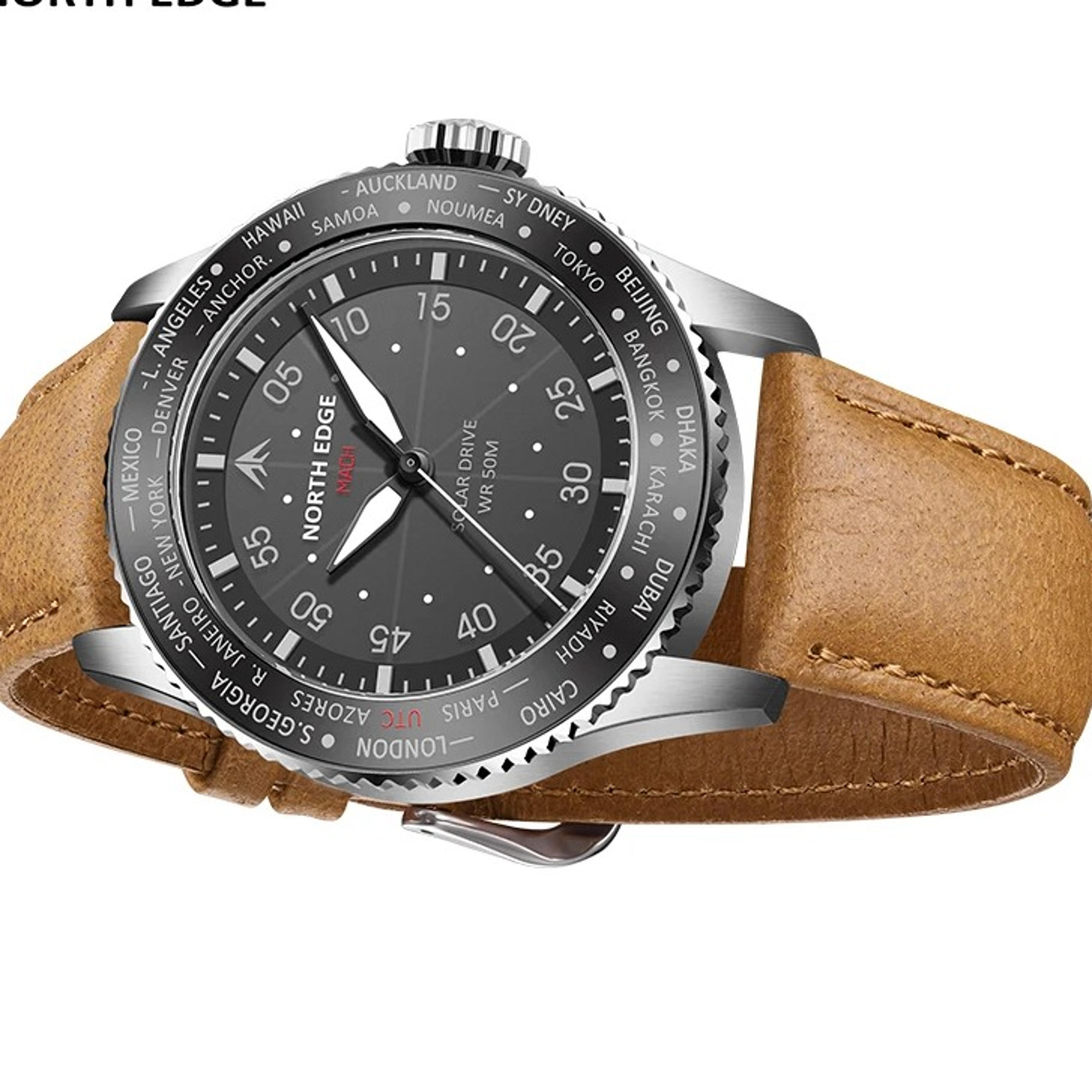 solar powered watch for men water resistant pilot watch