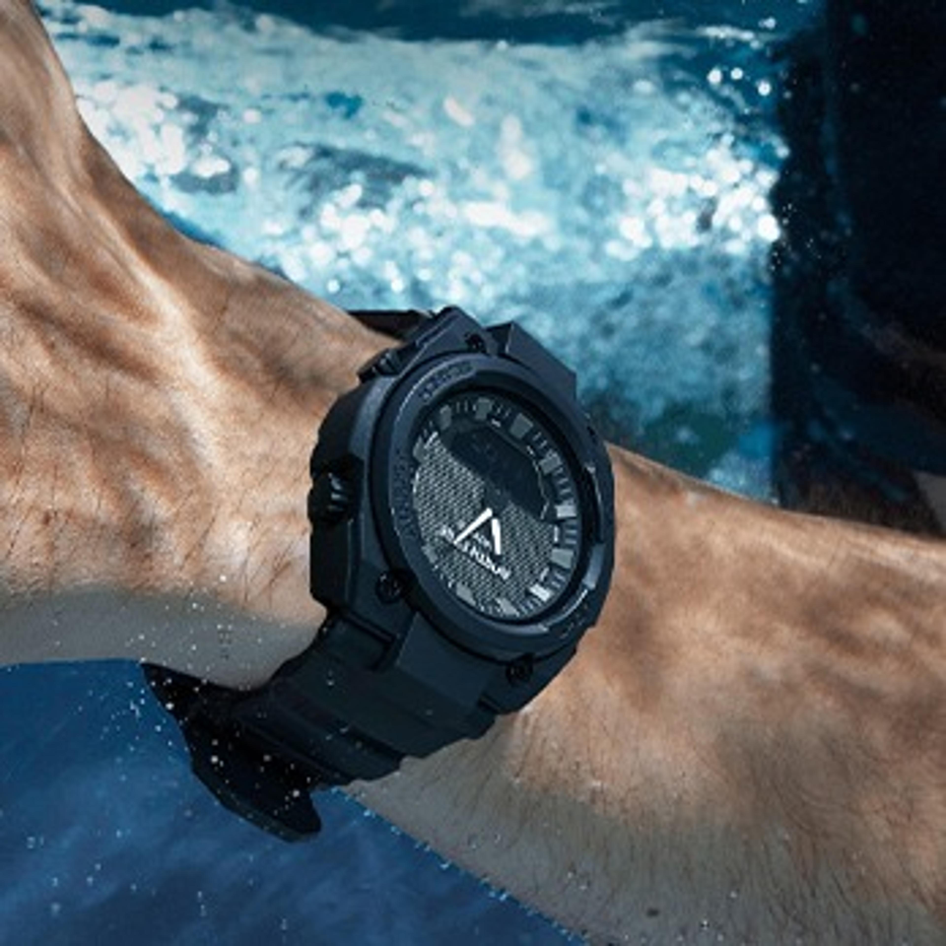 mens digital sports watch waterproof world time