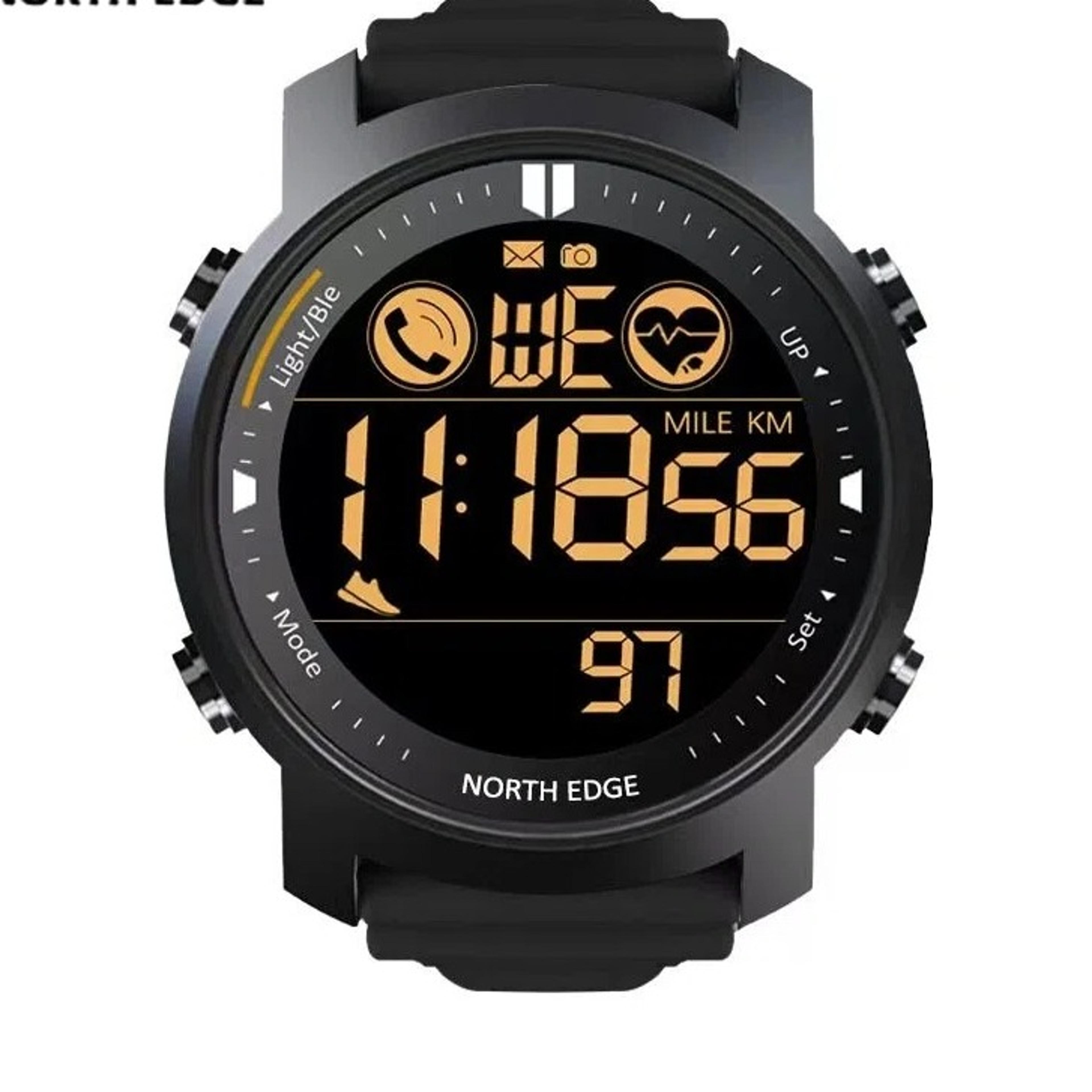 mens waterproof smartwatch with heart rate monitor and bluetooth