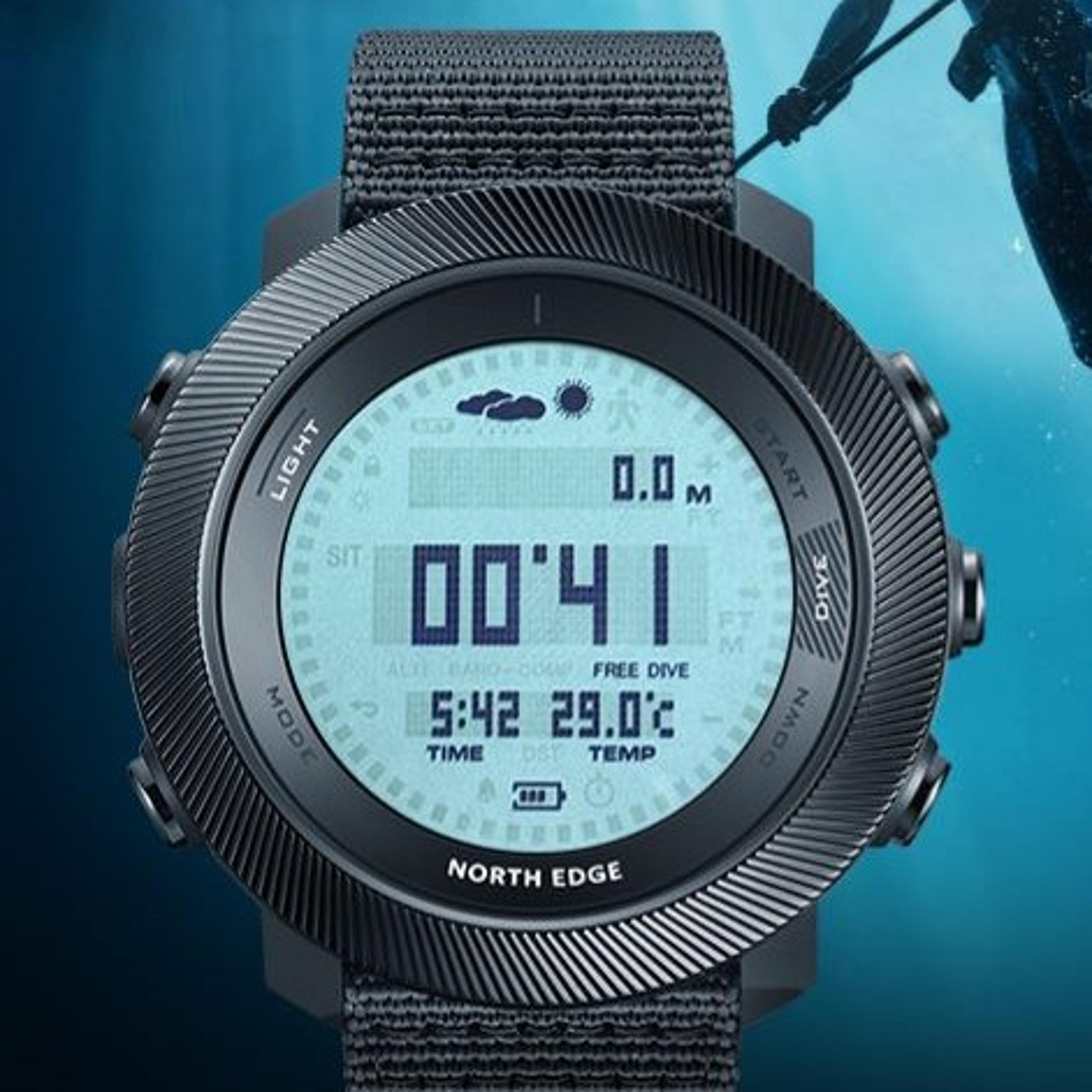 freediving watch with compass altimeter barometer
