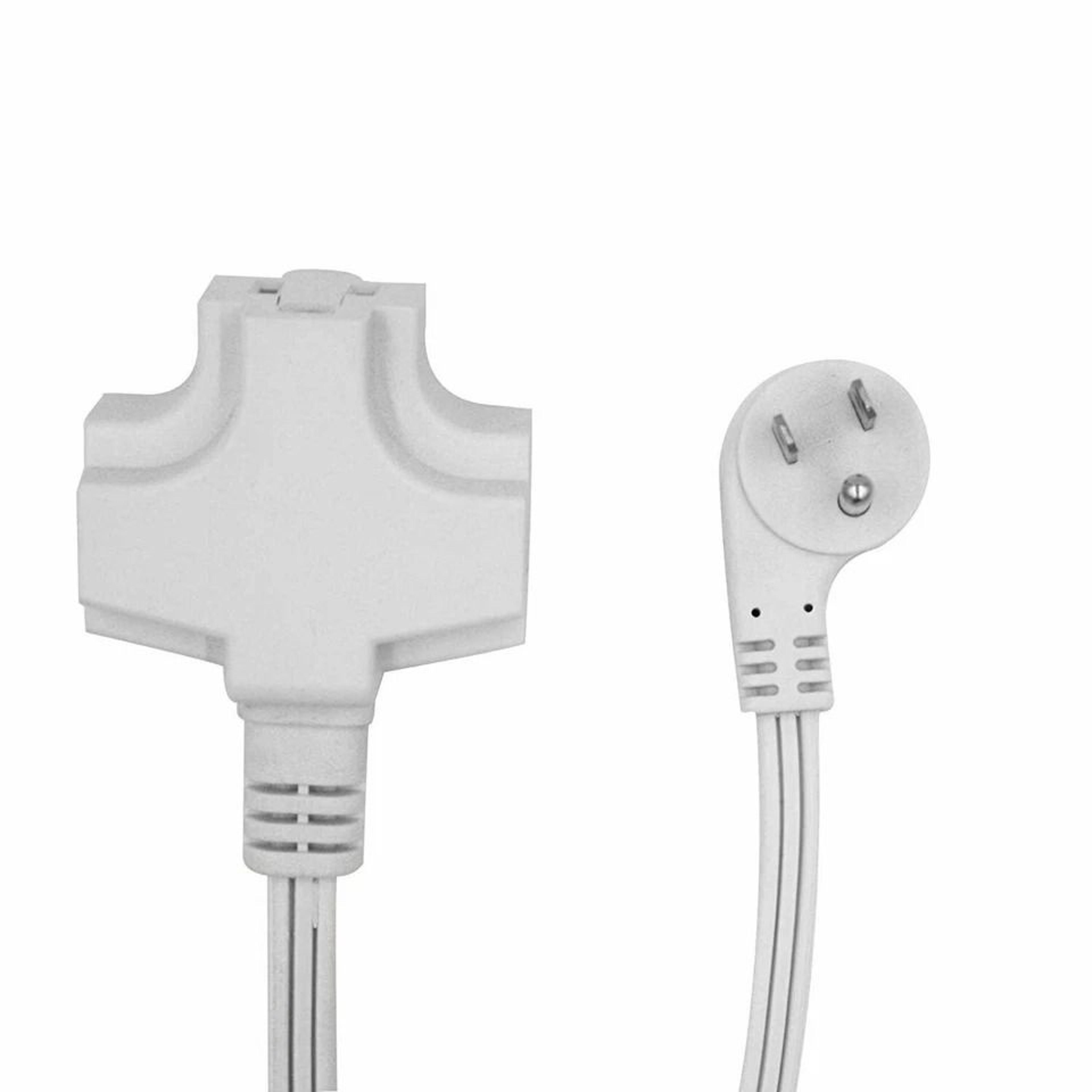 grounded 3-outlet extension cord with flat plug