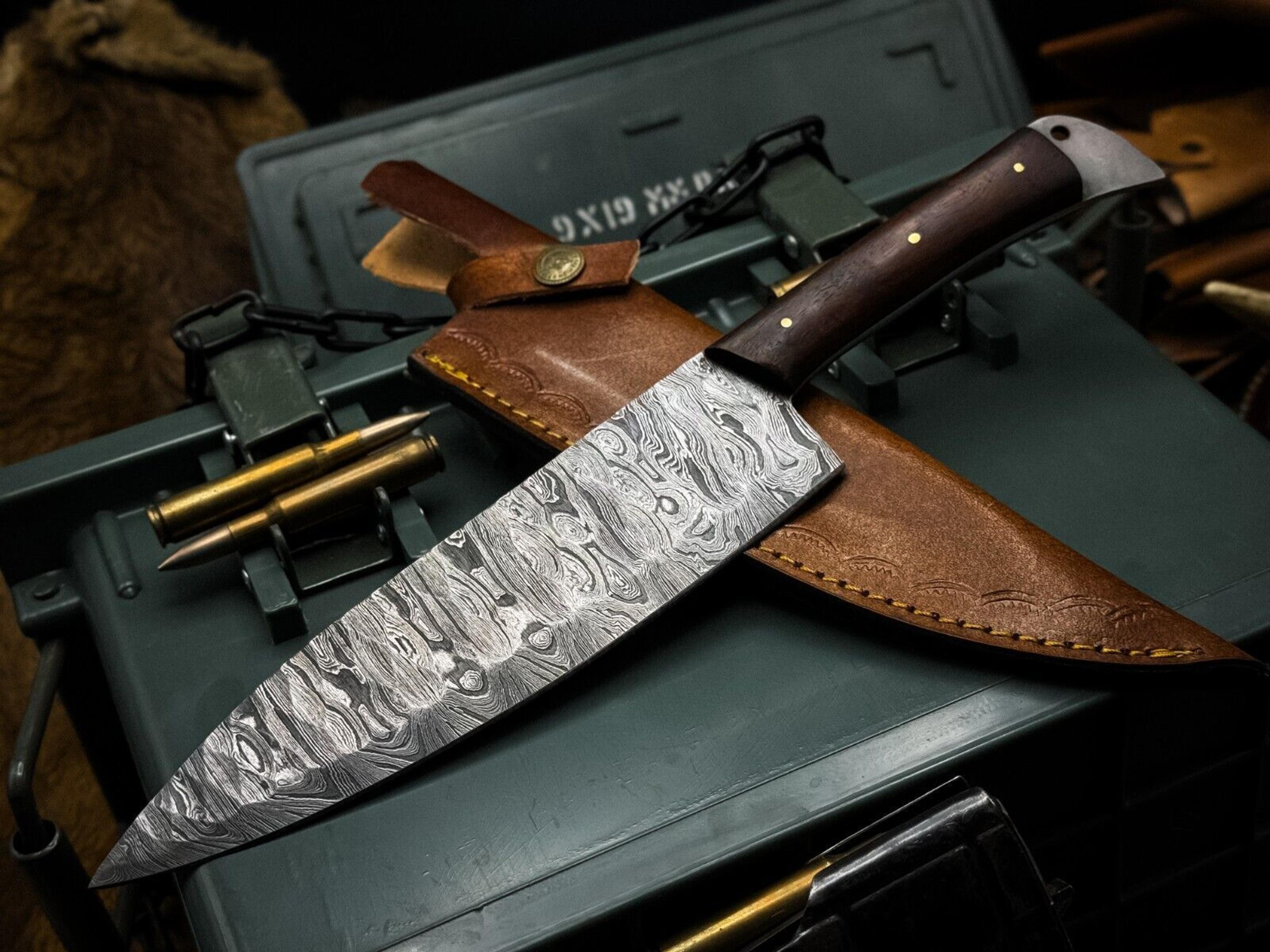 damascus steel full tang kitchen knife with wooden handle & leather sheath