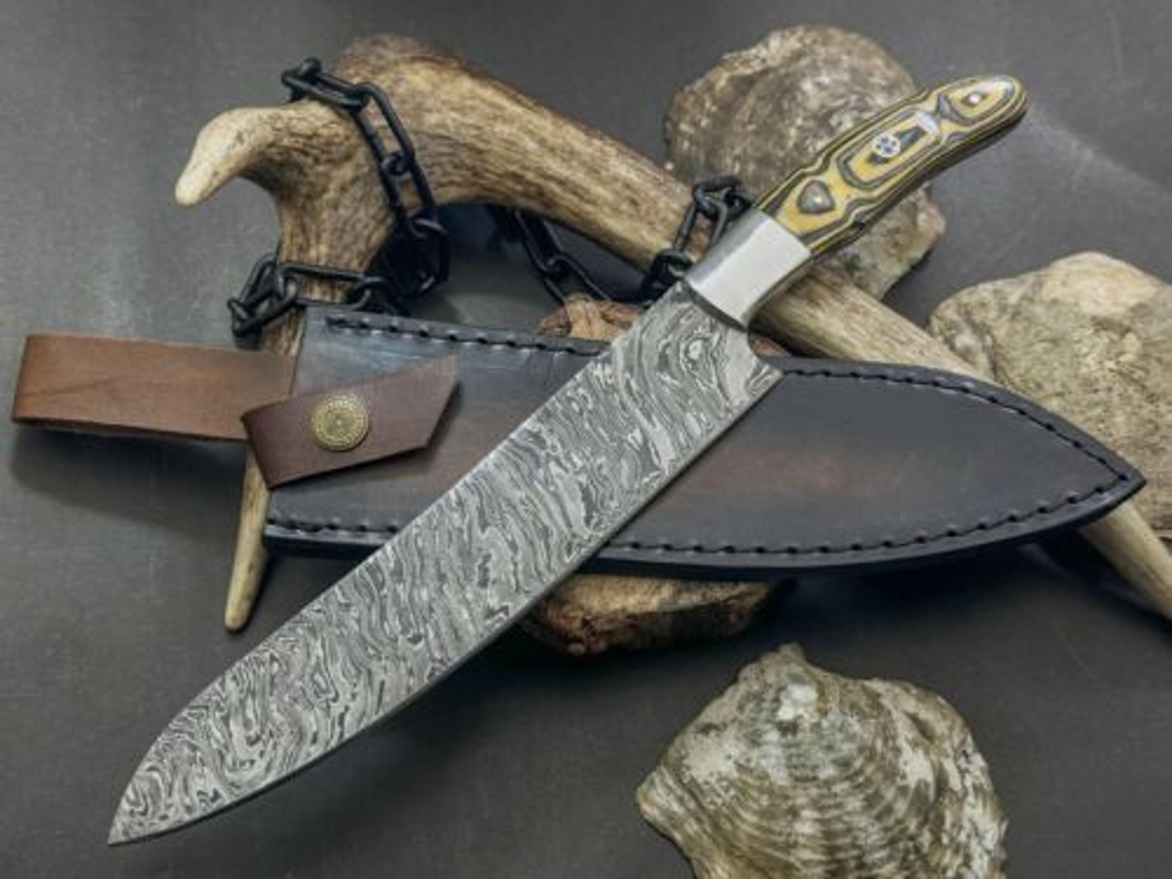 authentic handmade damascus steel knife – wooden handle with cow leather case