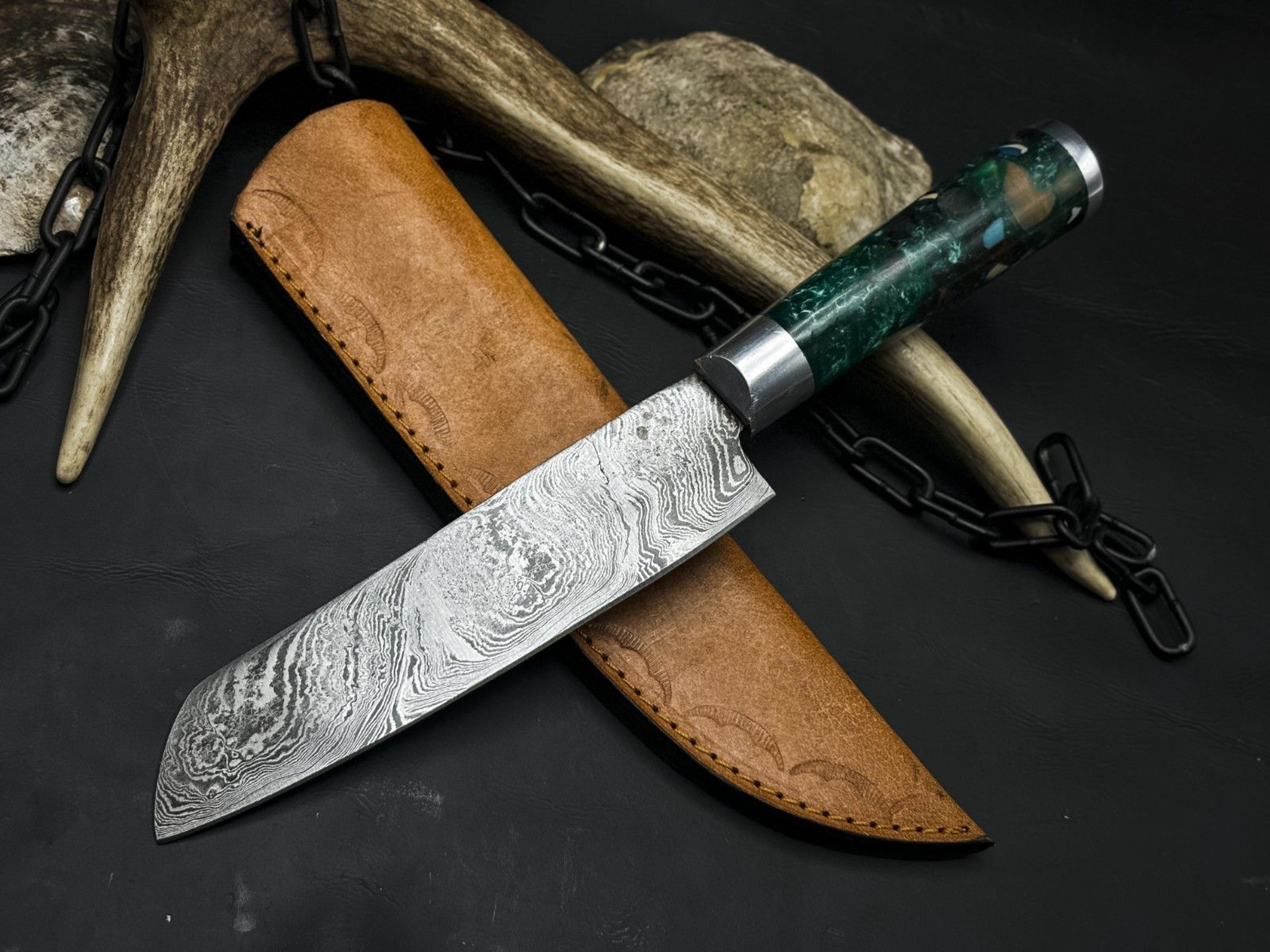 handmade damascus steel hunting & kitchen chef knife with resin handle and leather sheath