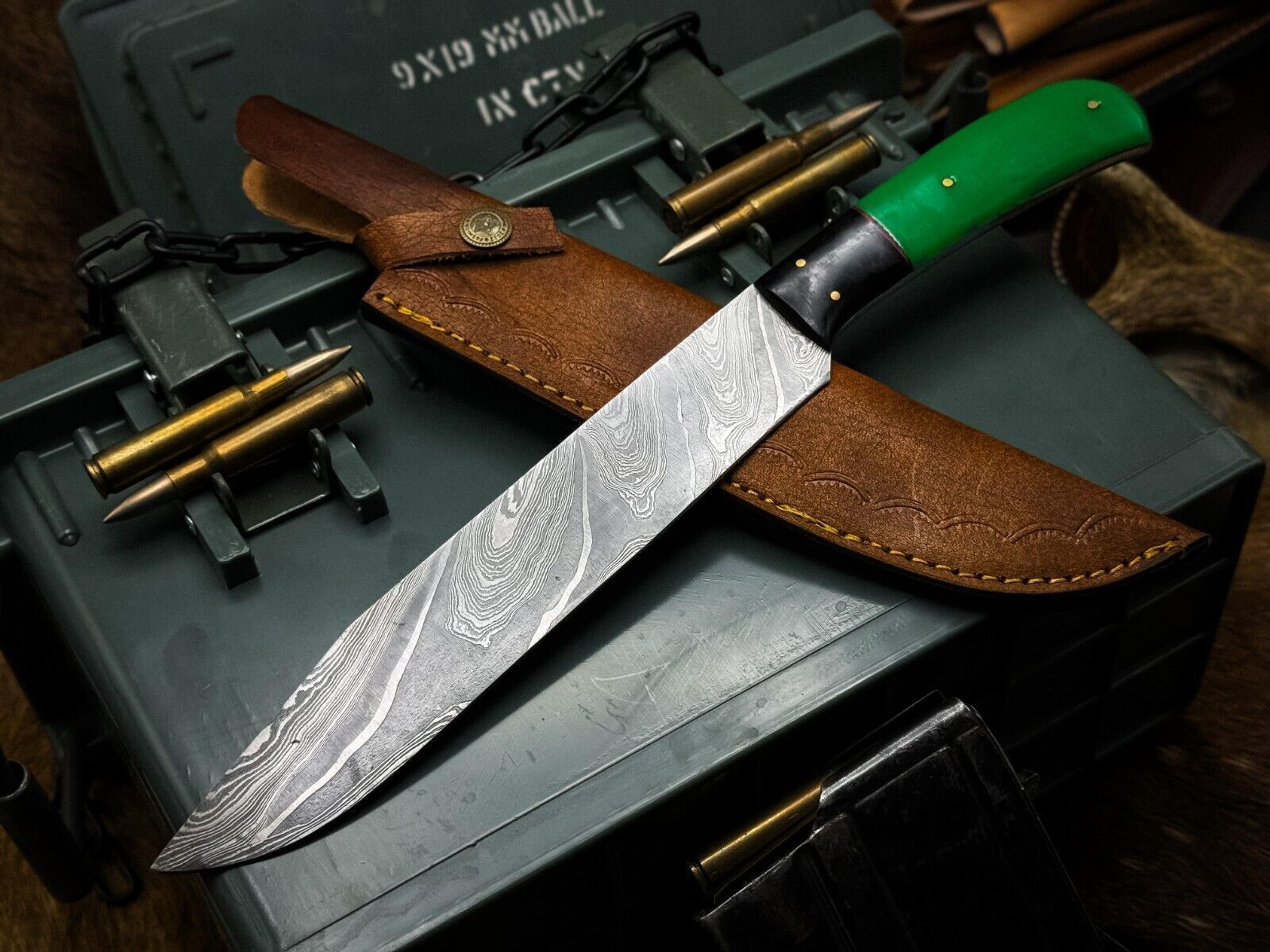 artisan damascus steel chef knife – resin handle & cowhide leather case