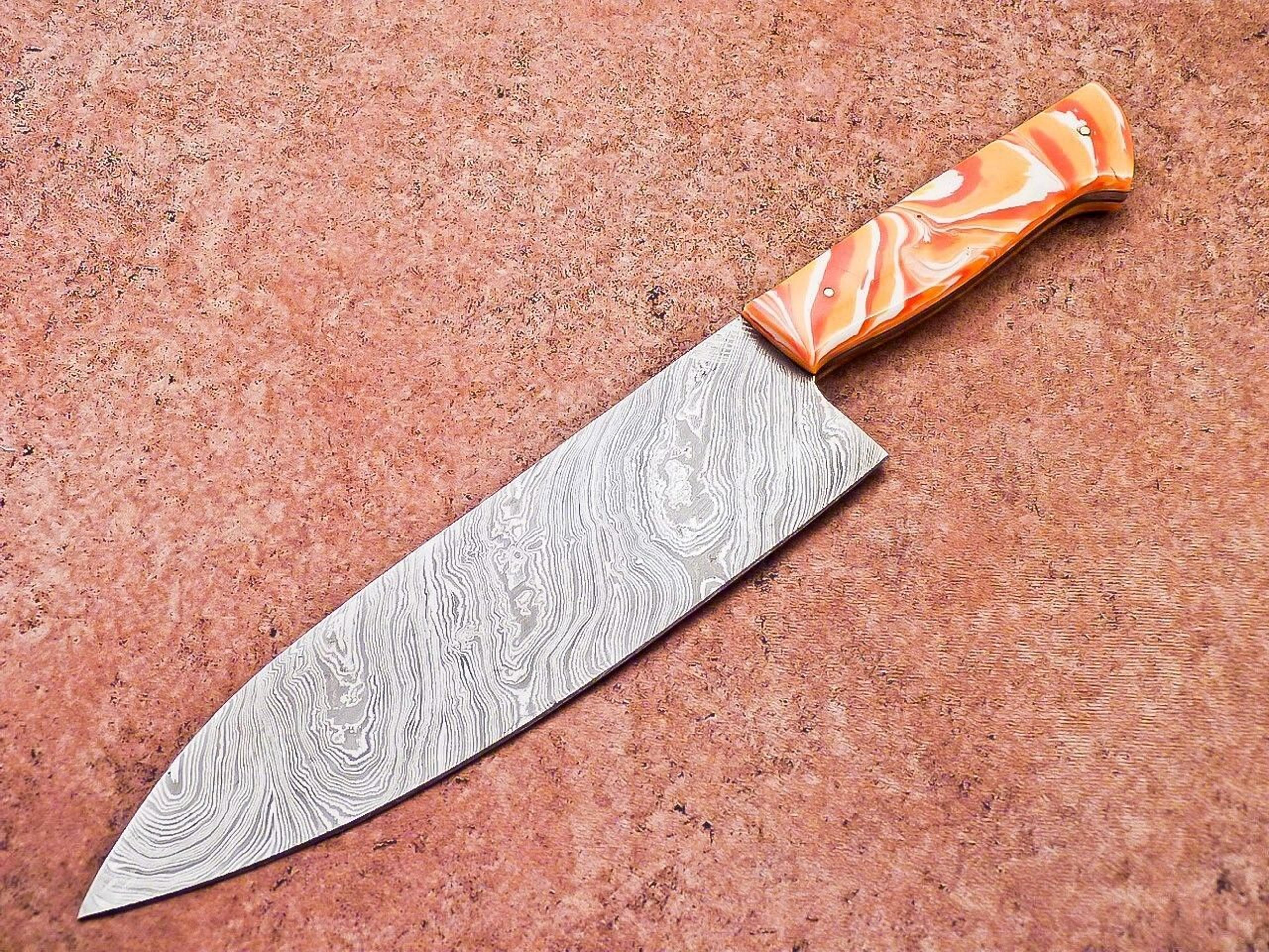 premium damascus steel knife – resin handle & hand-stitched leather sheath