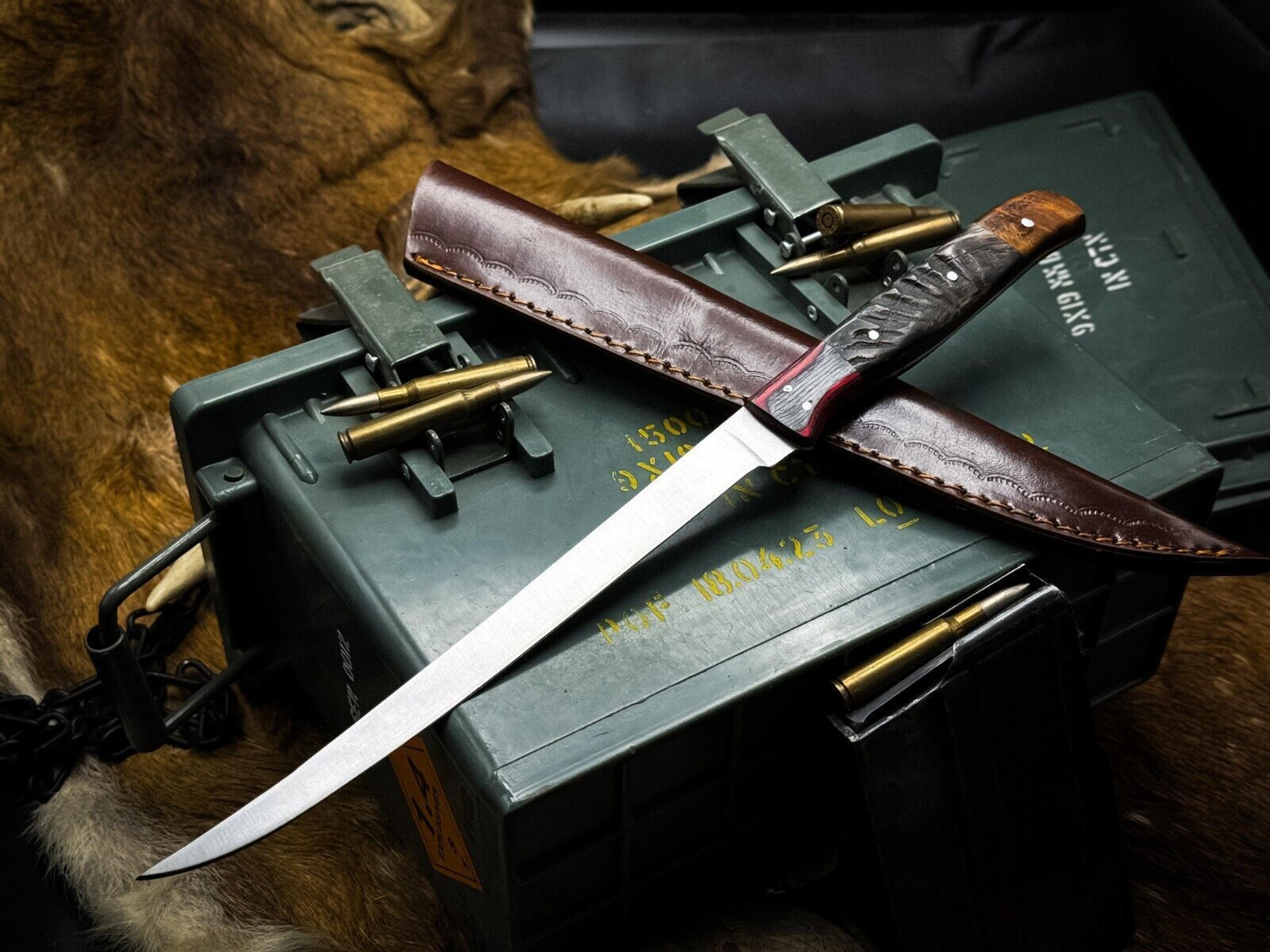 handmade j2 steel chef fillet knife – kitchen knife with ram horn handle & cow leather sheath