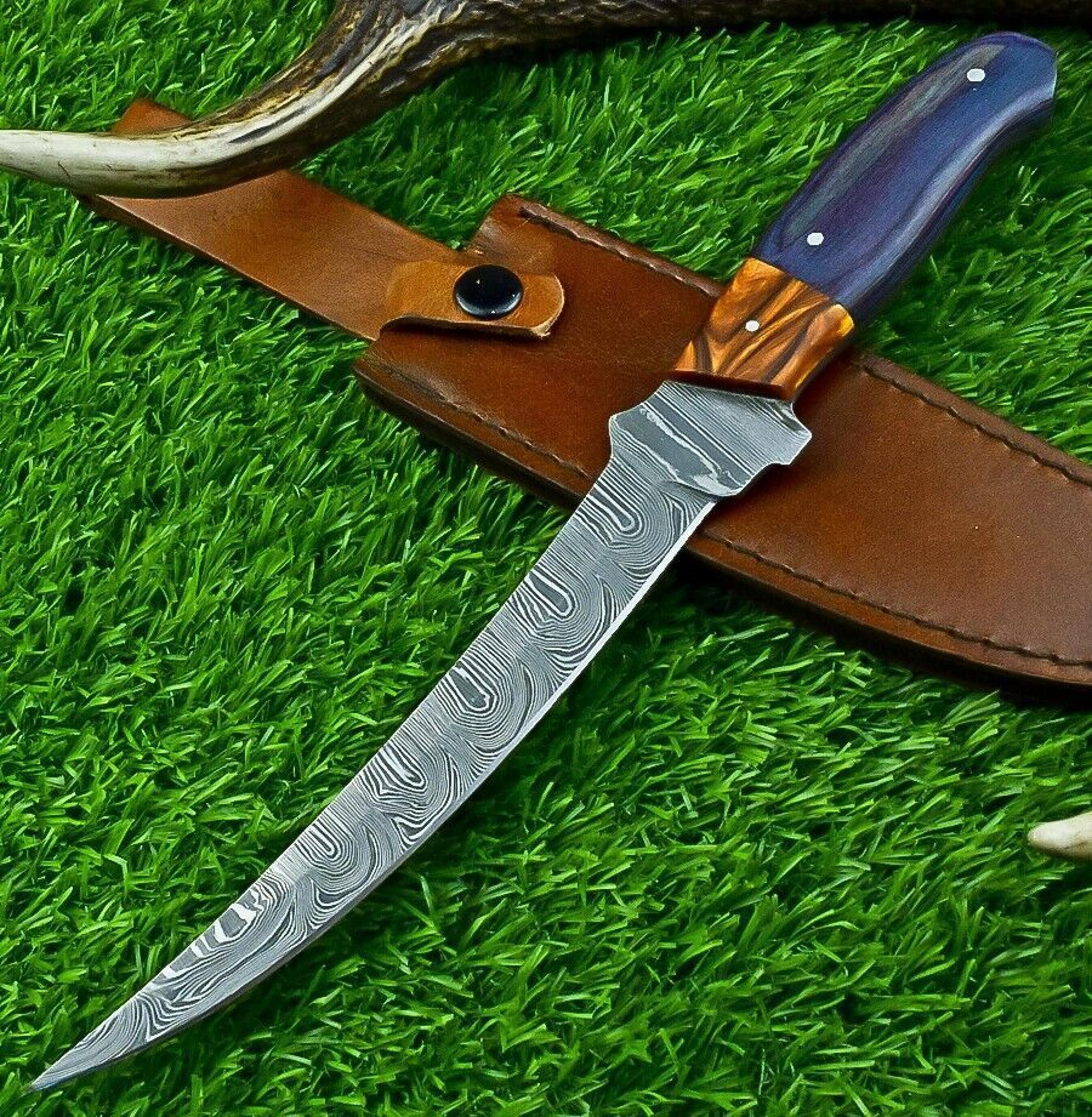 hand forged damascus chef knife | 512-layer fillet knife with pakka wood handle