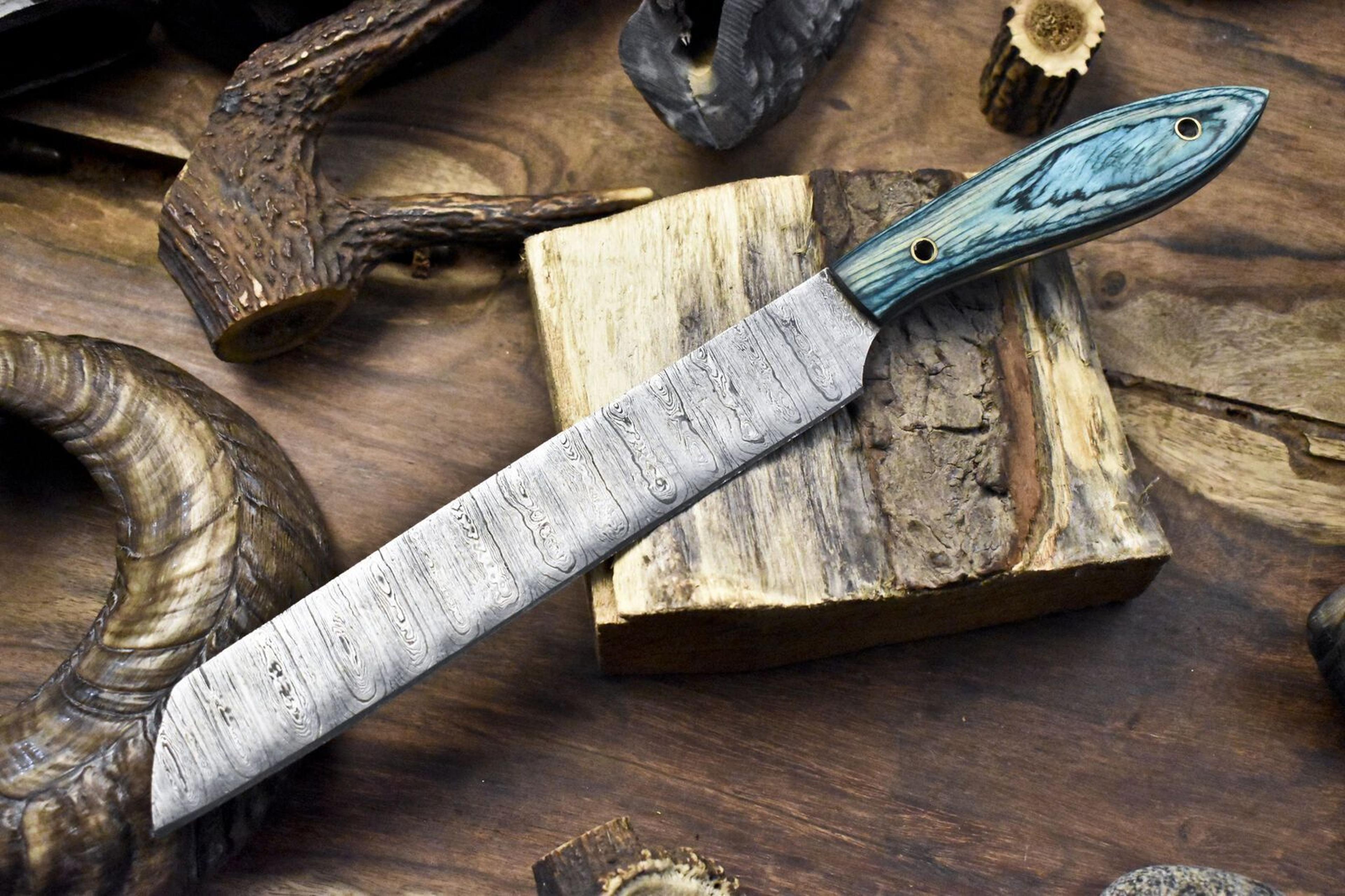 hand forged damascus chef knife | twist design blade | hard wood handle | professional knife