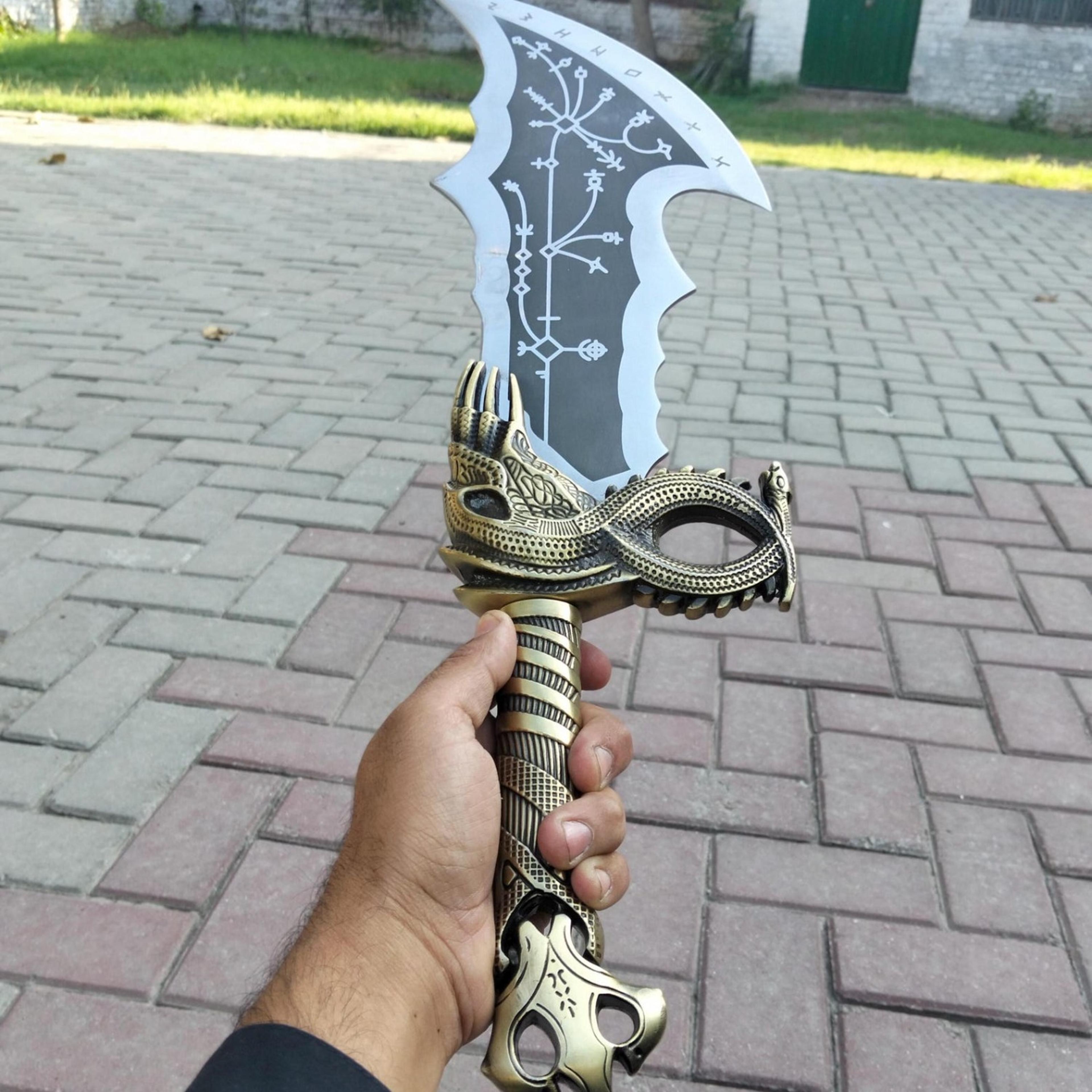 19in fantasy dragon dagger with engraved stainless steel blade & ornate dragon hilt for display & collectors
