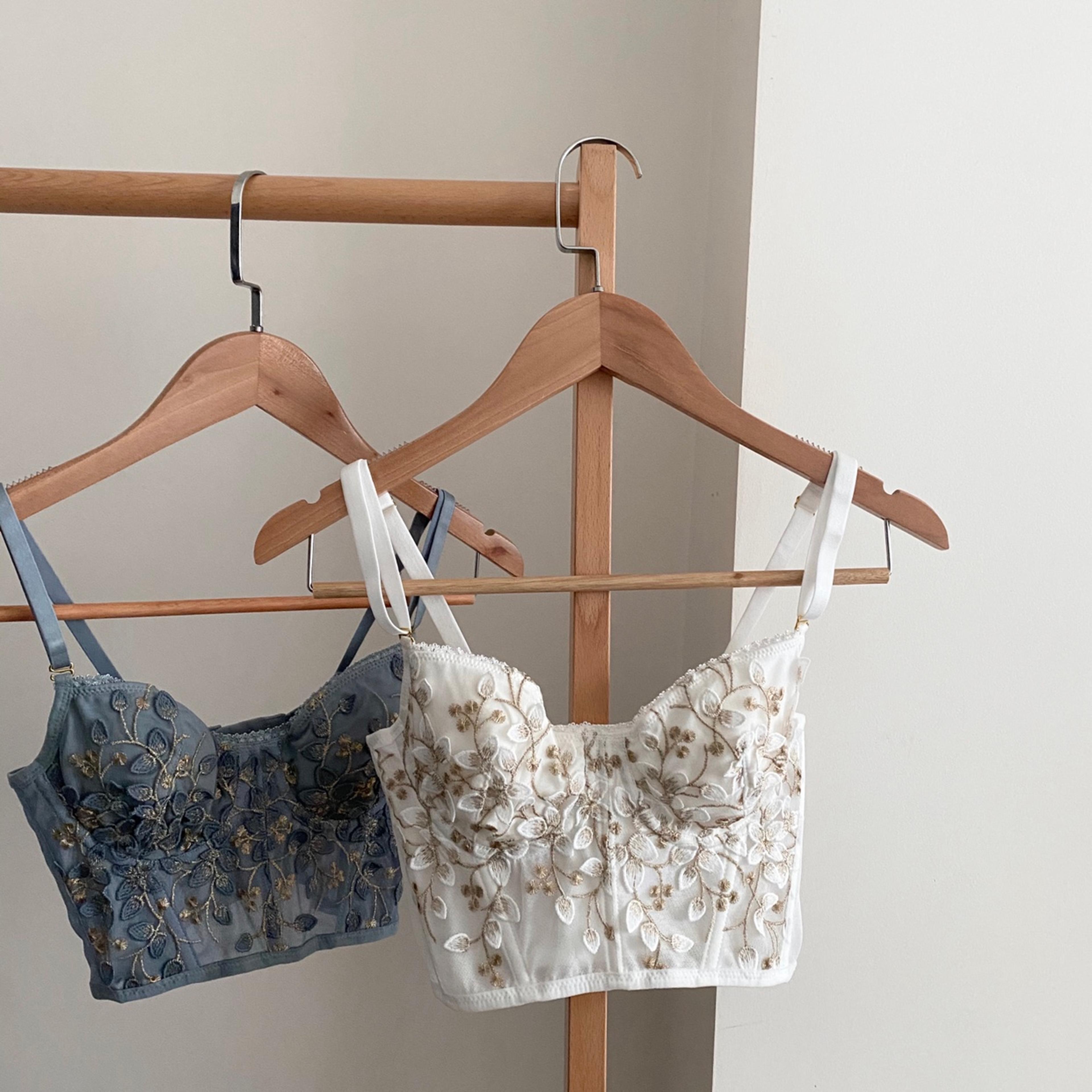 sexy lace fish bone corset bra, three-dimensional embroidered half cup bralette, widened breasted with steel ring