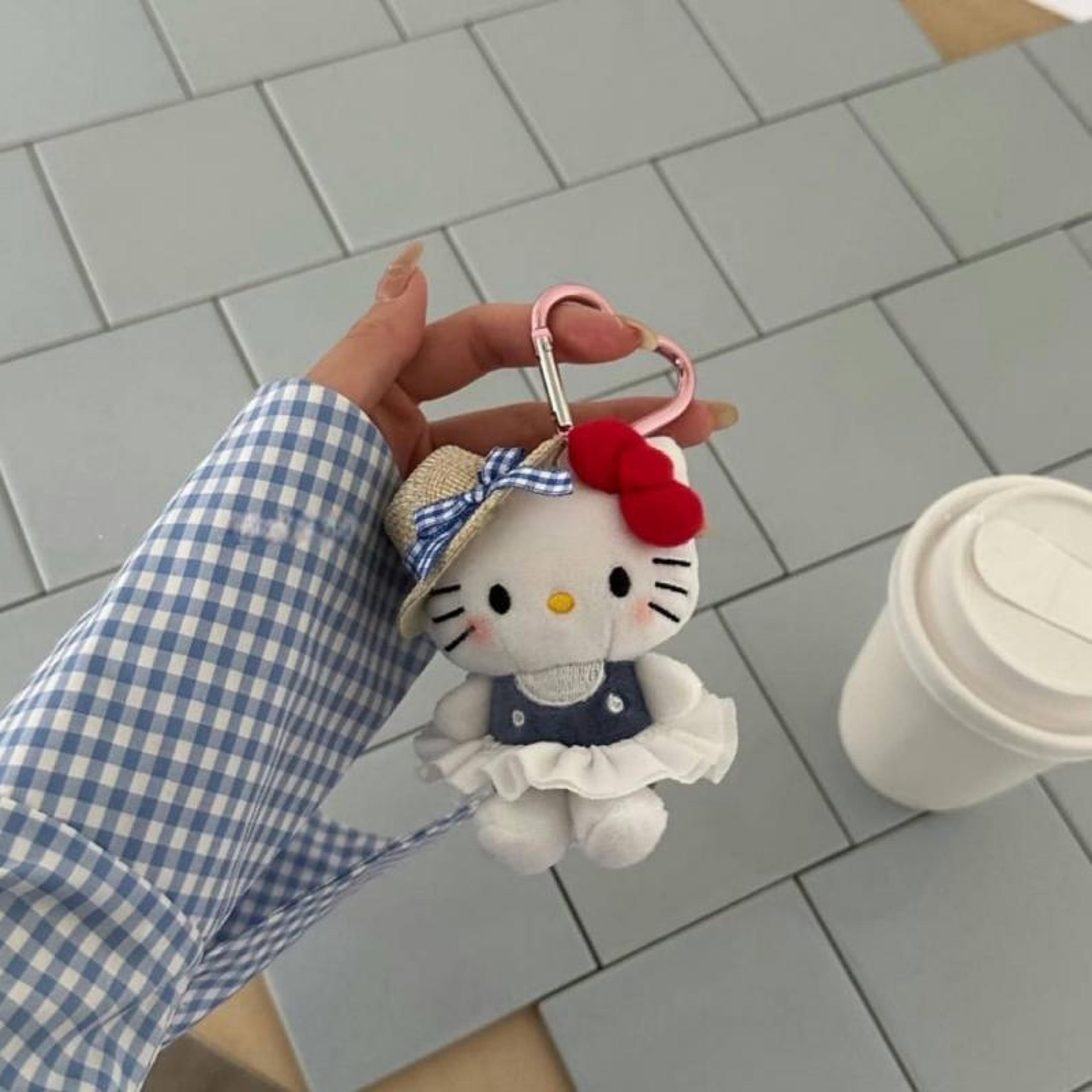 hello kitty sanrio kawaii peripheral pendant, doll keychain, cute fashion sunglasses, backpack accessories