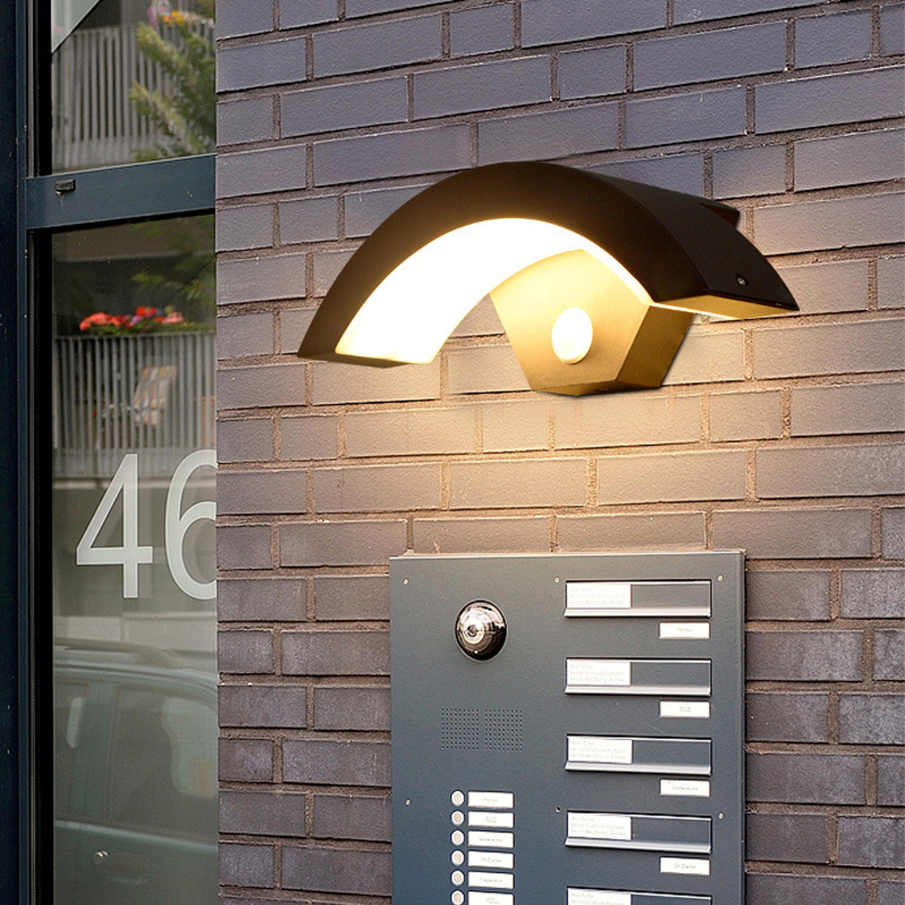waterproof outdoor pir motion sensor lamp, intelligent induction wall light for porch