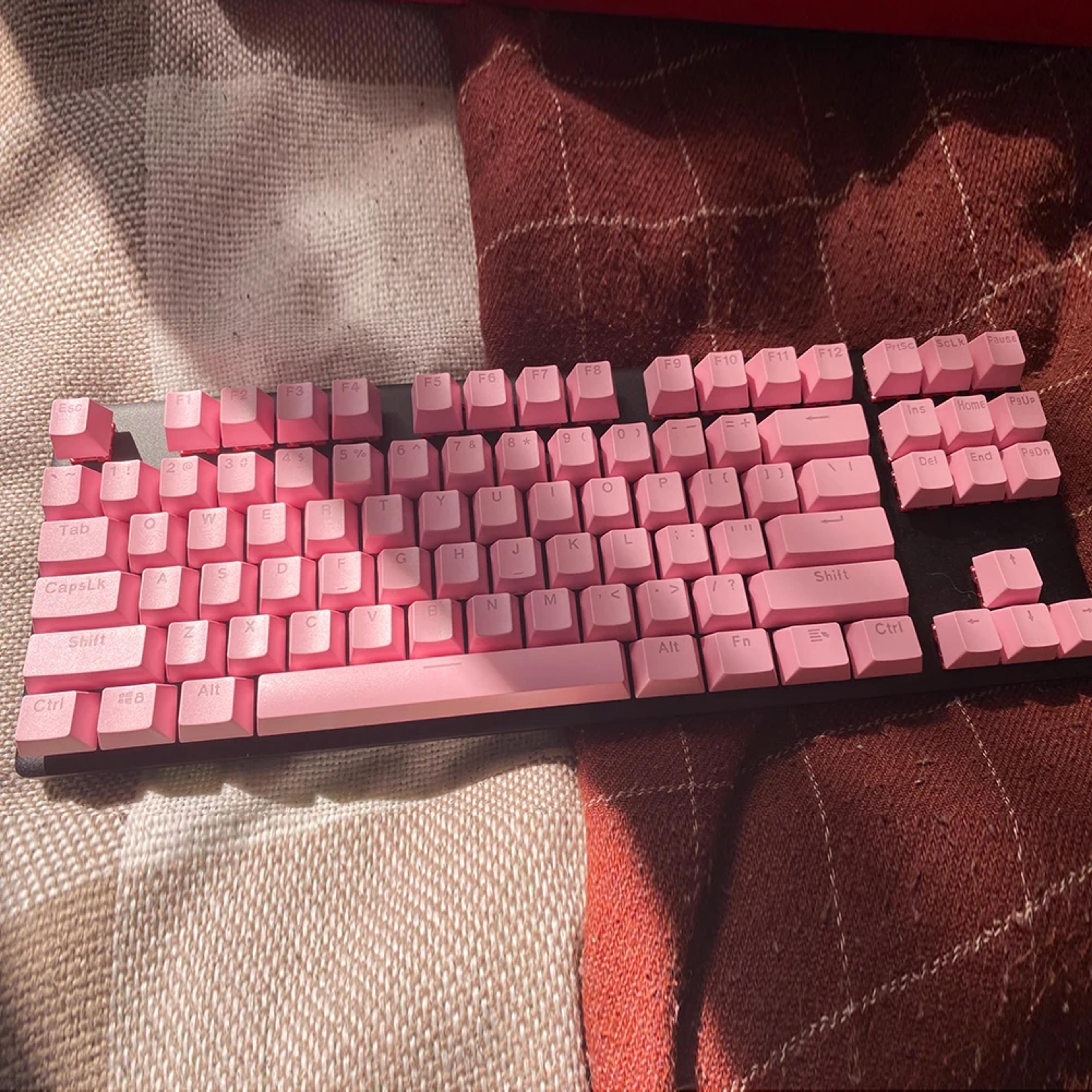 ergonomic replacement keycaps, blank keycap set for mechanical keyboard, backlit key cap for pc laptop