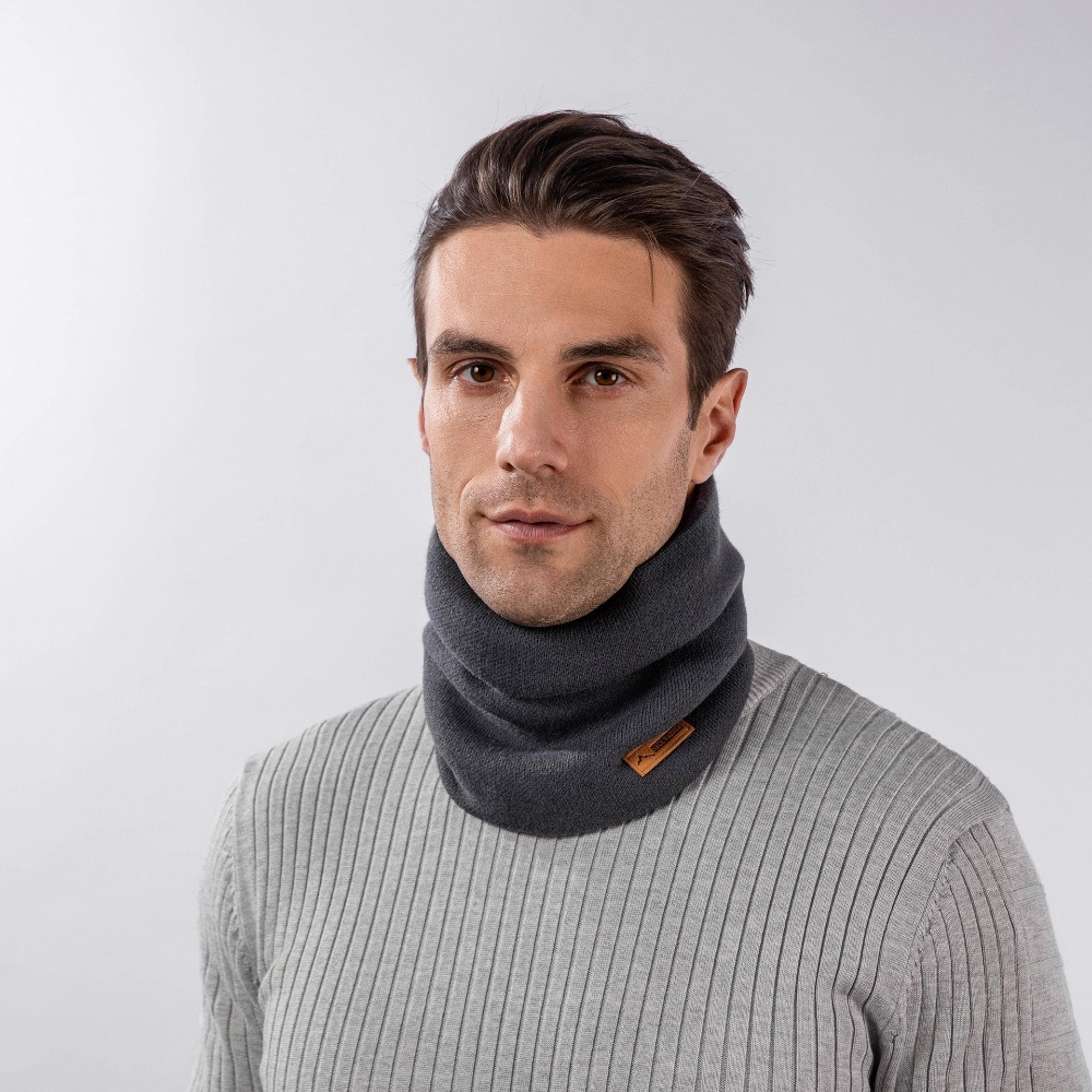 solid color coral velvet sport scarf, thickened warm neck gaiter, plush knitted scarf for winter