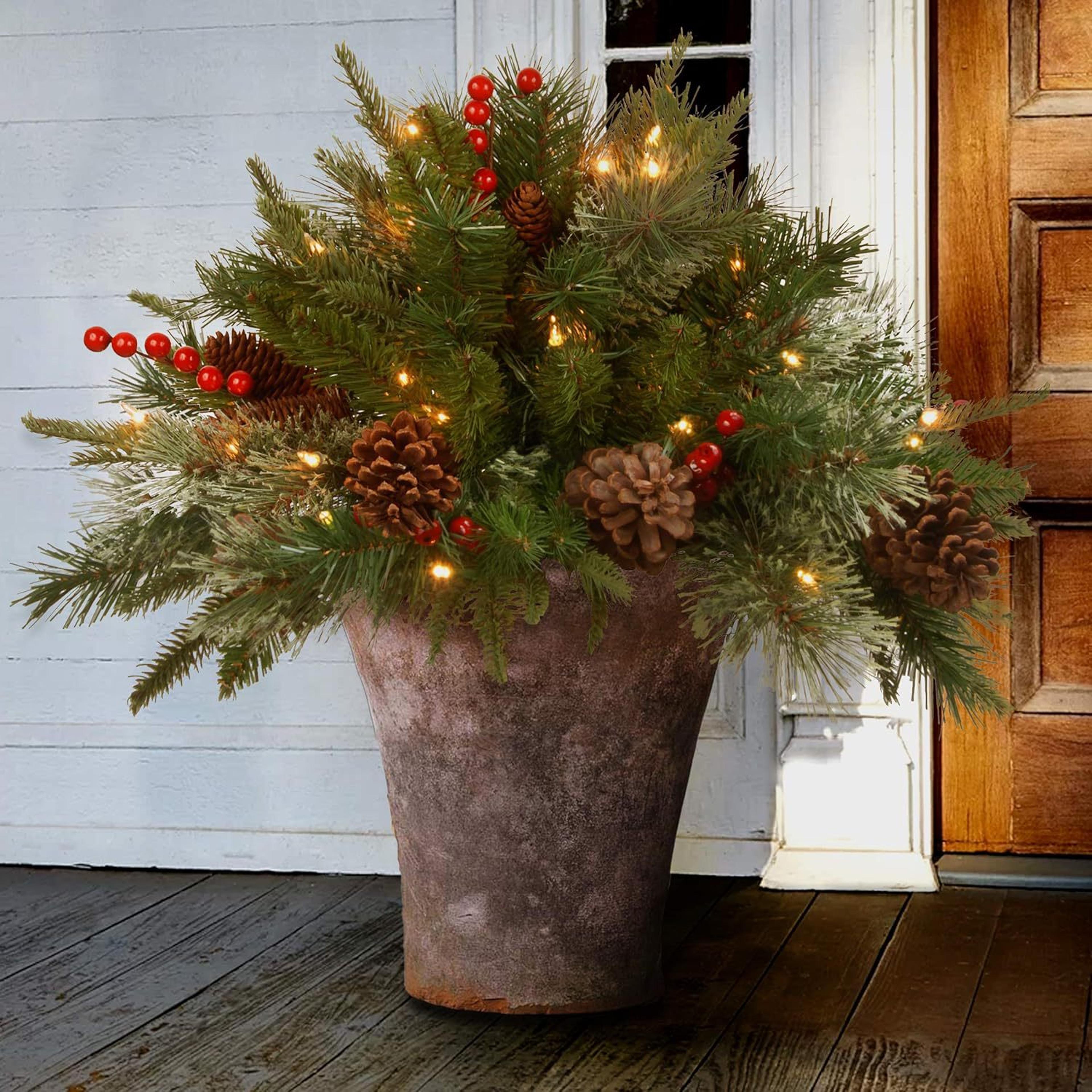 outdoor floor-mounted luminous christmas tree, simulated artificial pine needles for vibrant holiday decorations