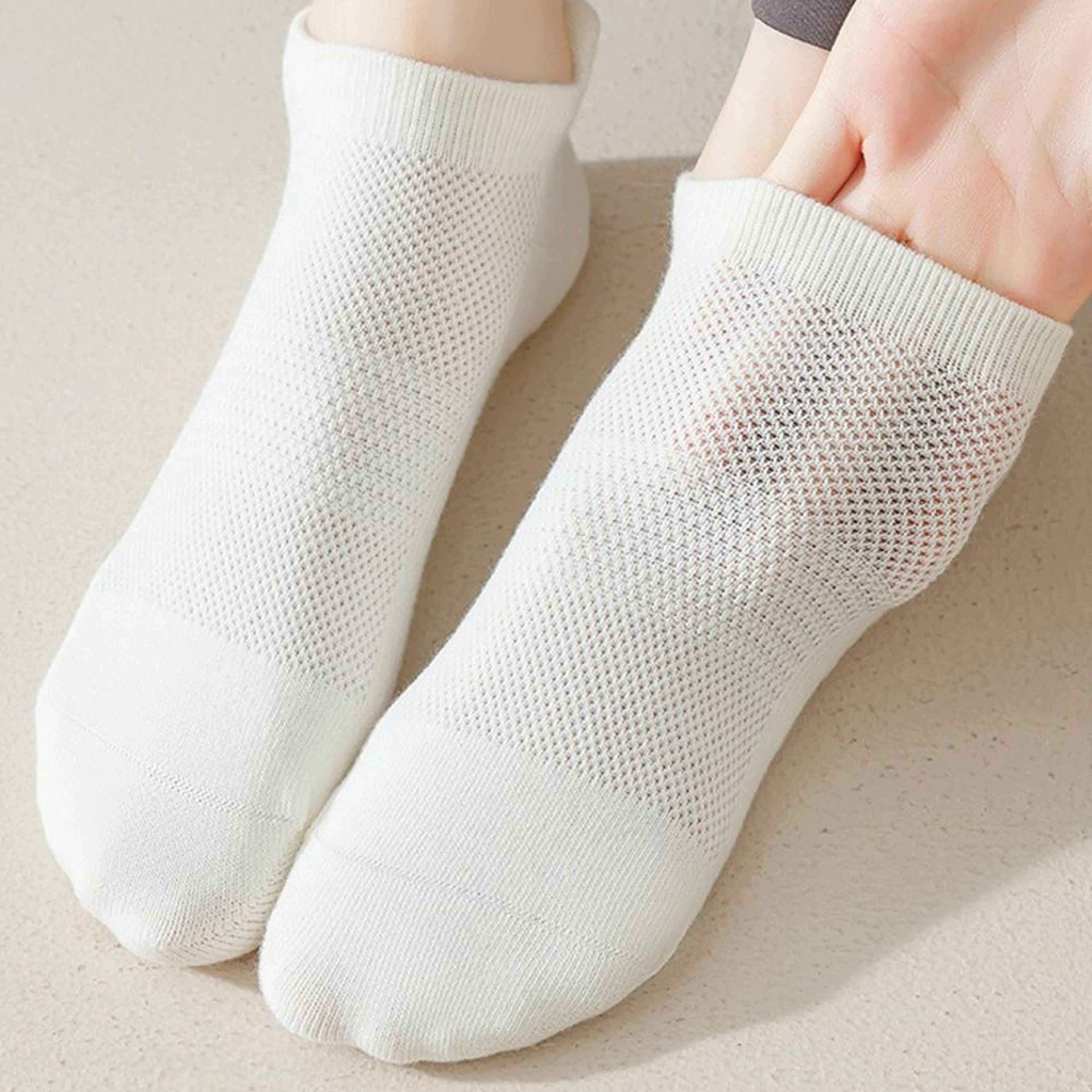 breathable sports socks for women, anti slip mesh low-ankle yoga socks, silicone backless