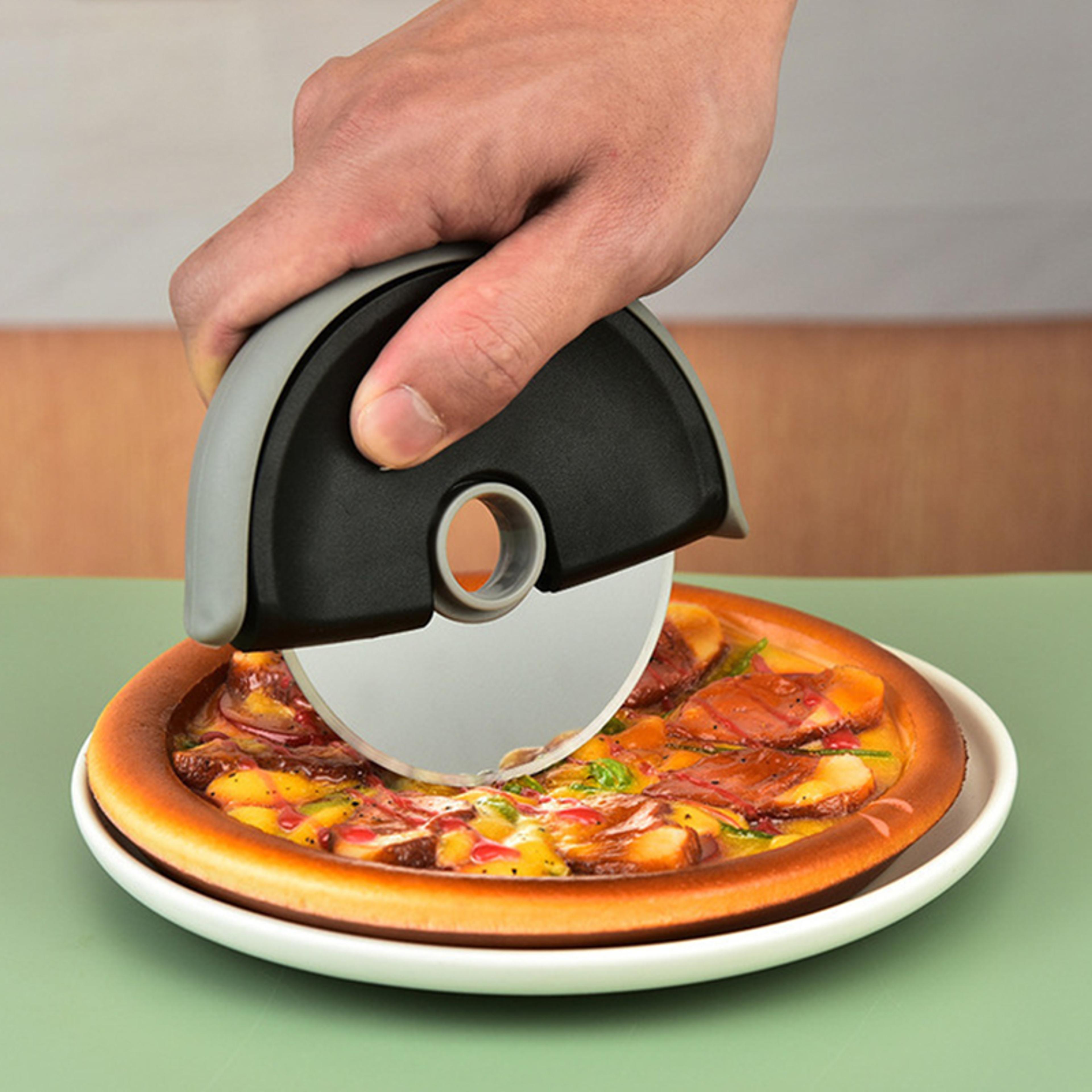 stainless steel roller round wheel cutting knife for pizza, dough pizza slicer cutter, pastry baking with lid kitchen